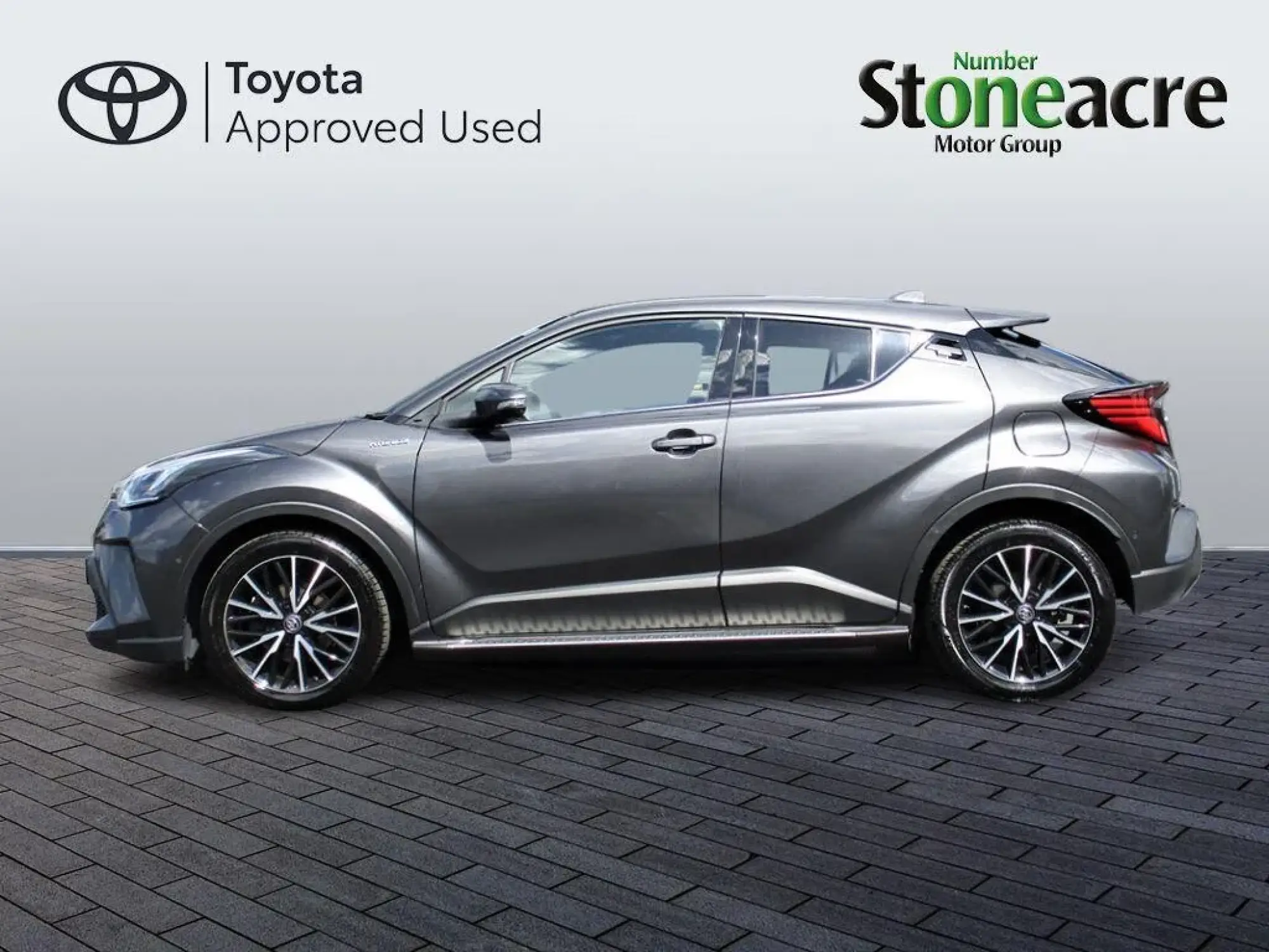 Toyota C-HR Self-Charging Hybrid Image 6 Toyota C-HR Self-Charging Hybrid Image 6
