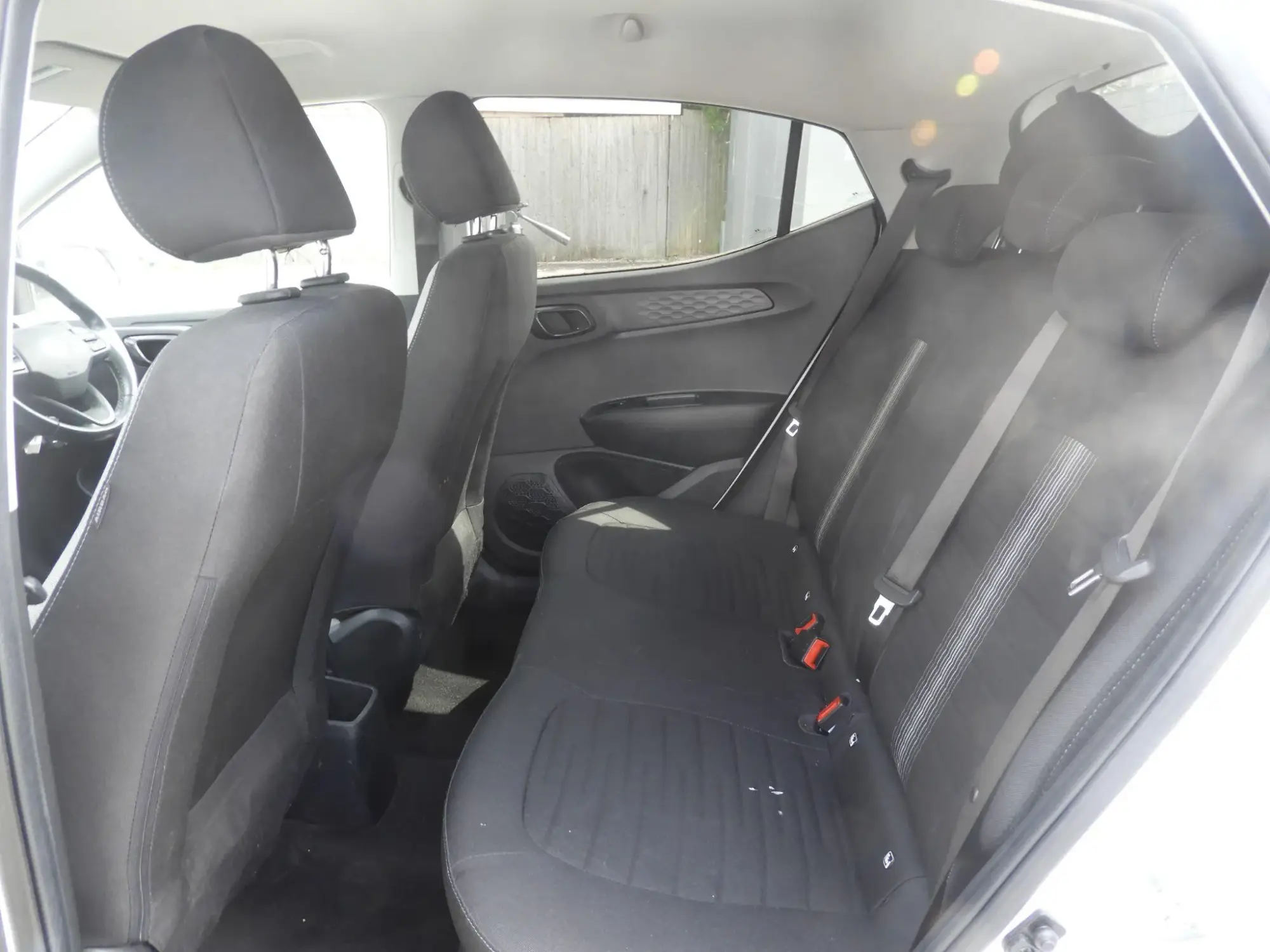 Hyundai i10 Image 15