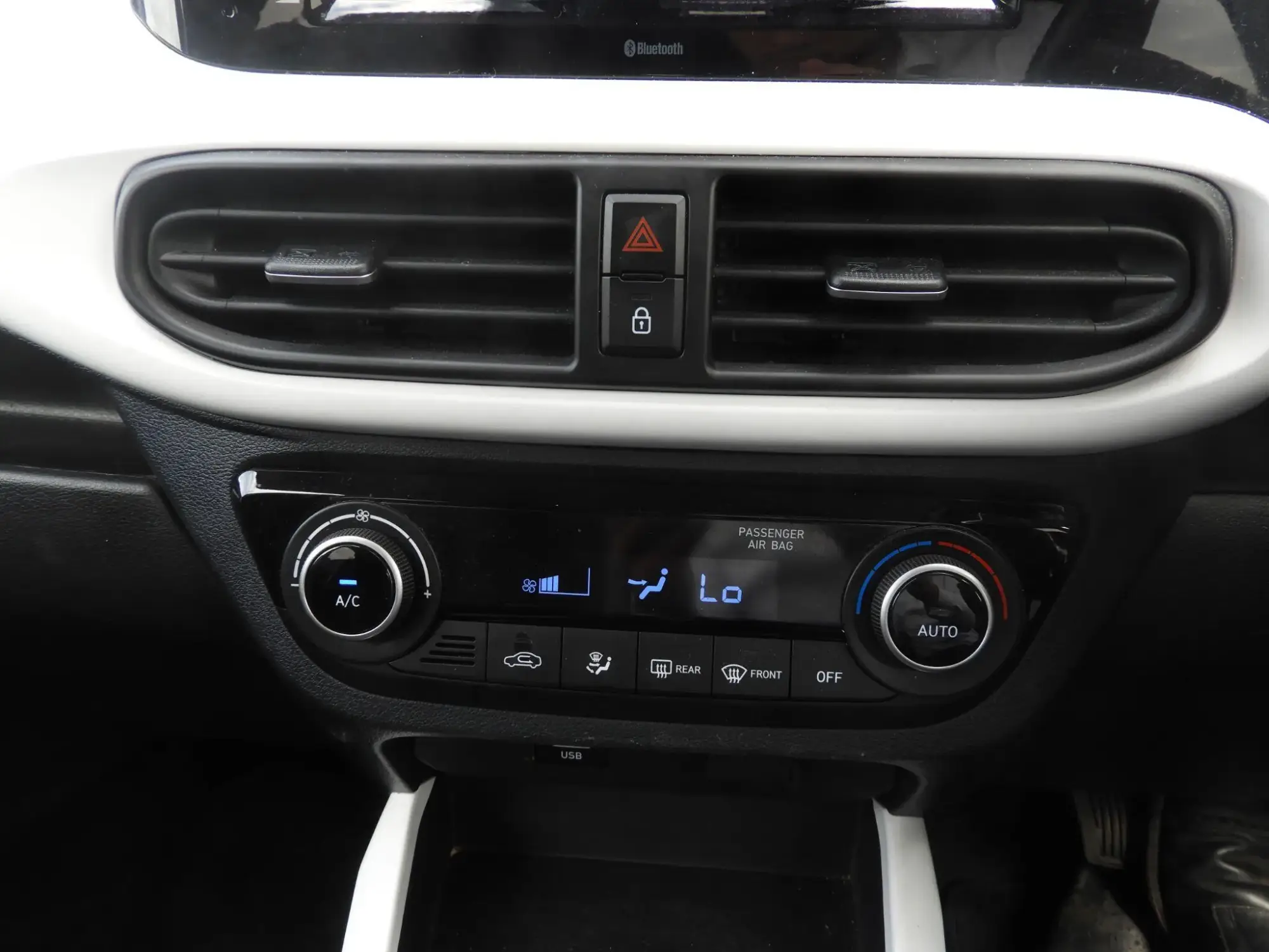 Hyundai i10 Image 17
