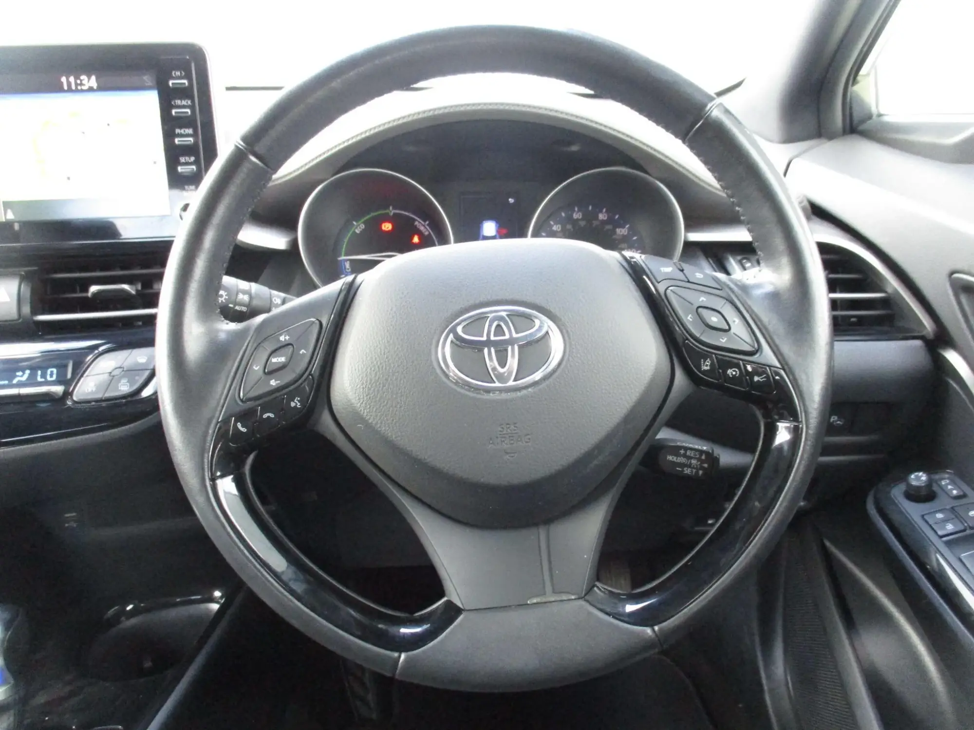 Toyota C-HR Self-Charging Hybrid Image 16 Toyota C-HR Self-Charging Hybrid Image 16