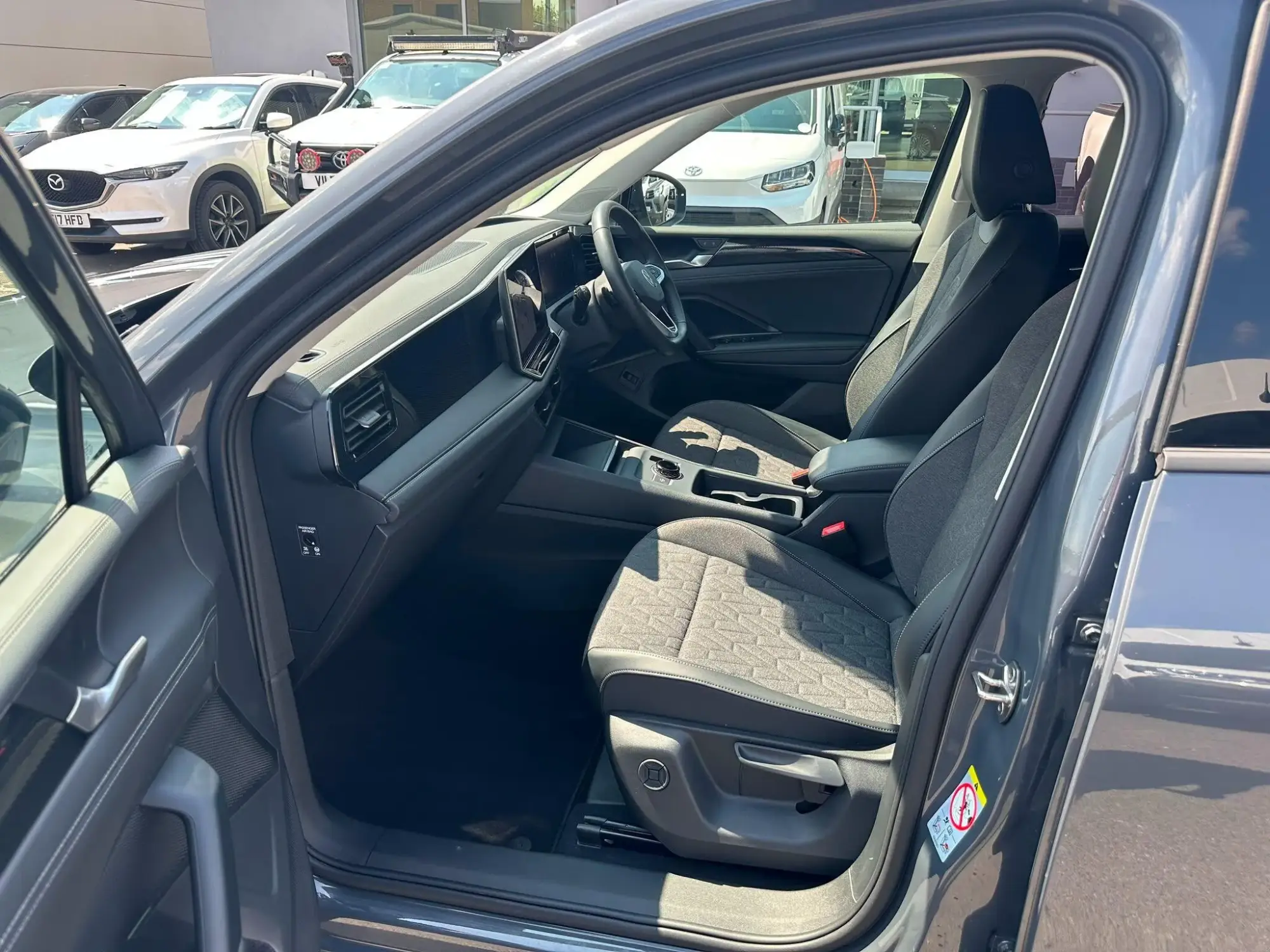 Volkswagen Tiguan Image 10