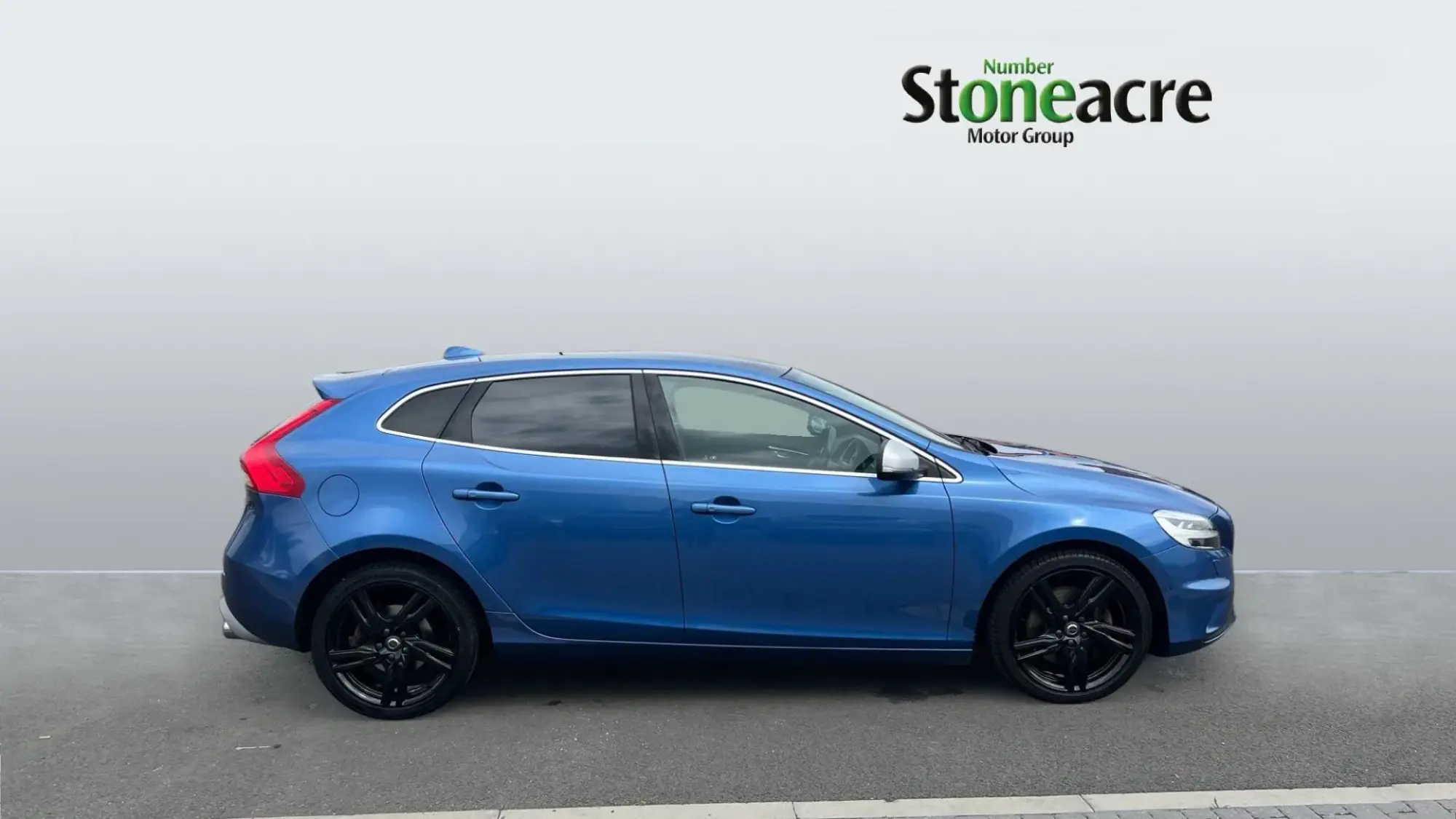 Volvo V40 Image 3
