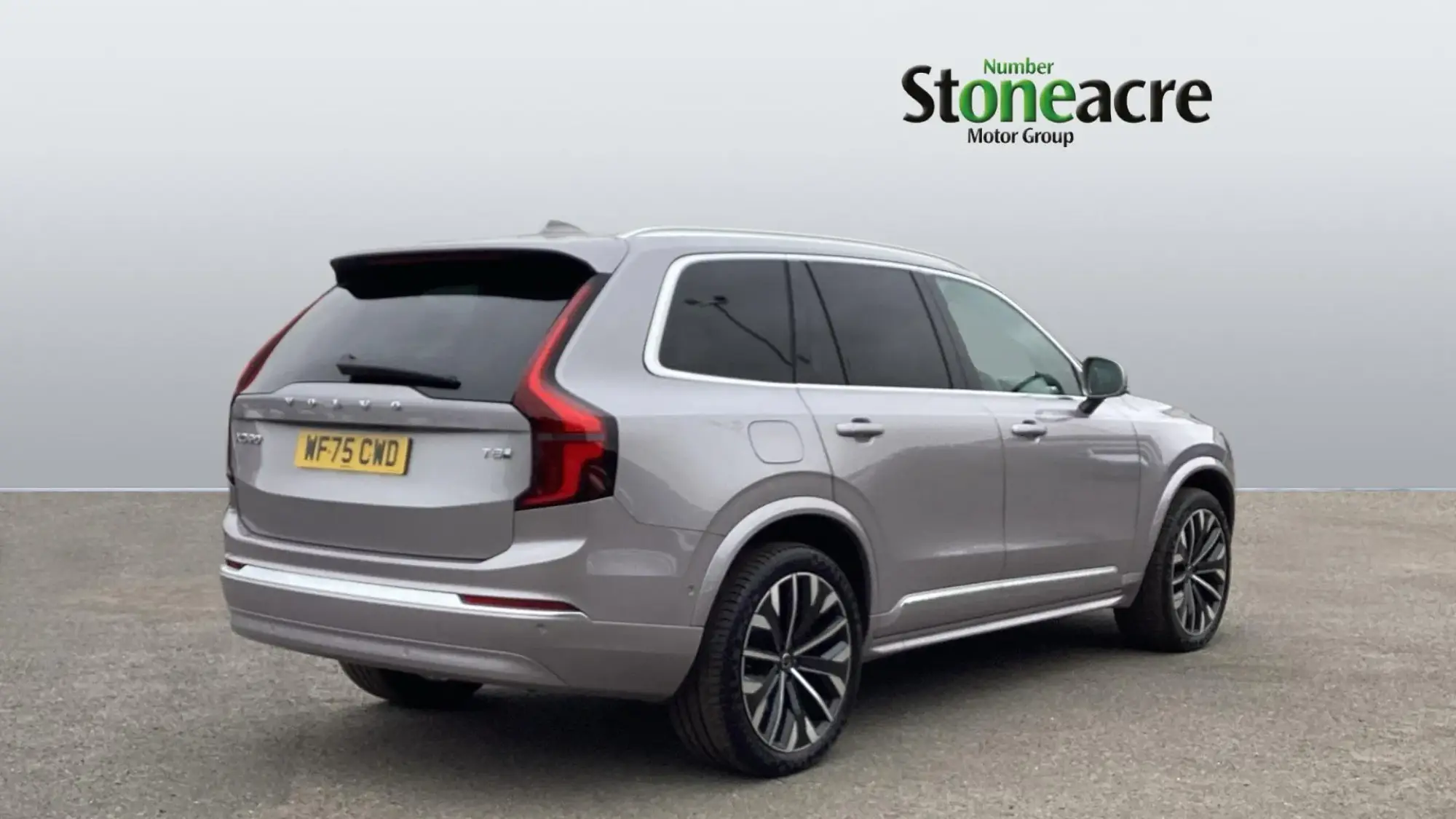 Volvo XC90 Plug-In Hybrid 2.0 T8 18.8kWh Ultra Bright Auto 4WD Euro 6 (s/s) 5dr WF75CWD Image 2