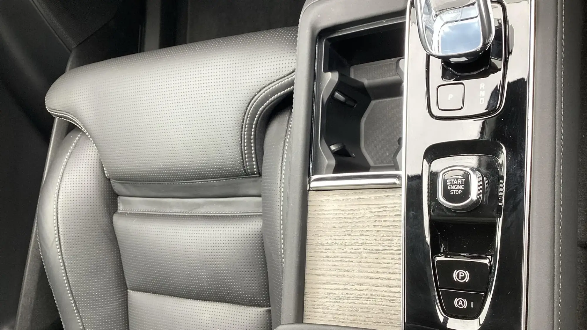 Volvo XC90 Plug-In Hybrid Image 15 Volvo XC90 Plug-In Hybrid Image 15
