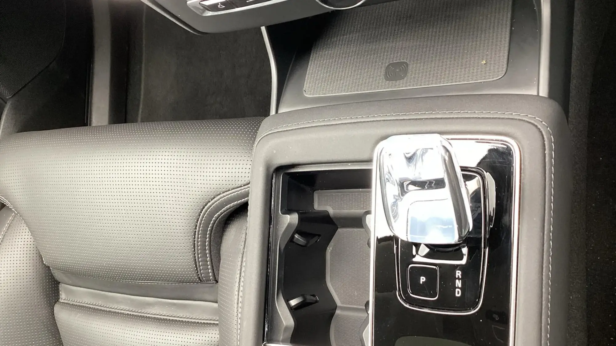 Volvo XC90 Plug-In Hybrid Image 16 Volvo XC90 Plug-In Hybrid Image 16