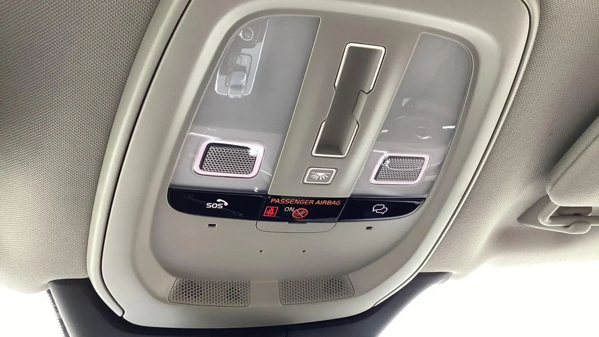 Volvo XC90 Plug-In Hybrid Image 25 Volvo XC90 Plug-In Hybrid Image 25