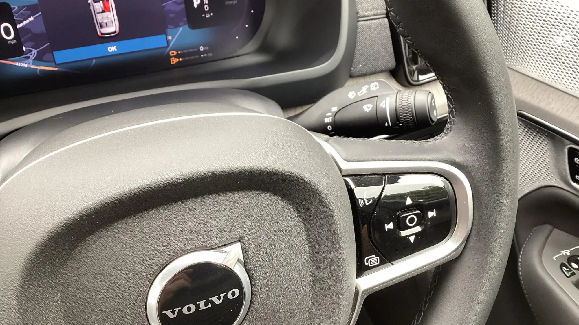 Volvo XC90 Plug-In Hybrid Image 31 Volvo XC90 Plug-In Hybrid Image 31
