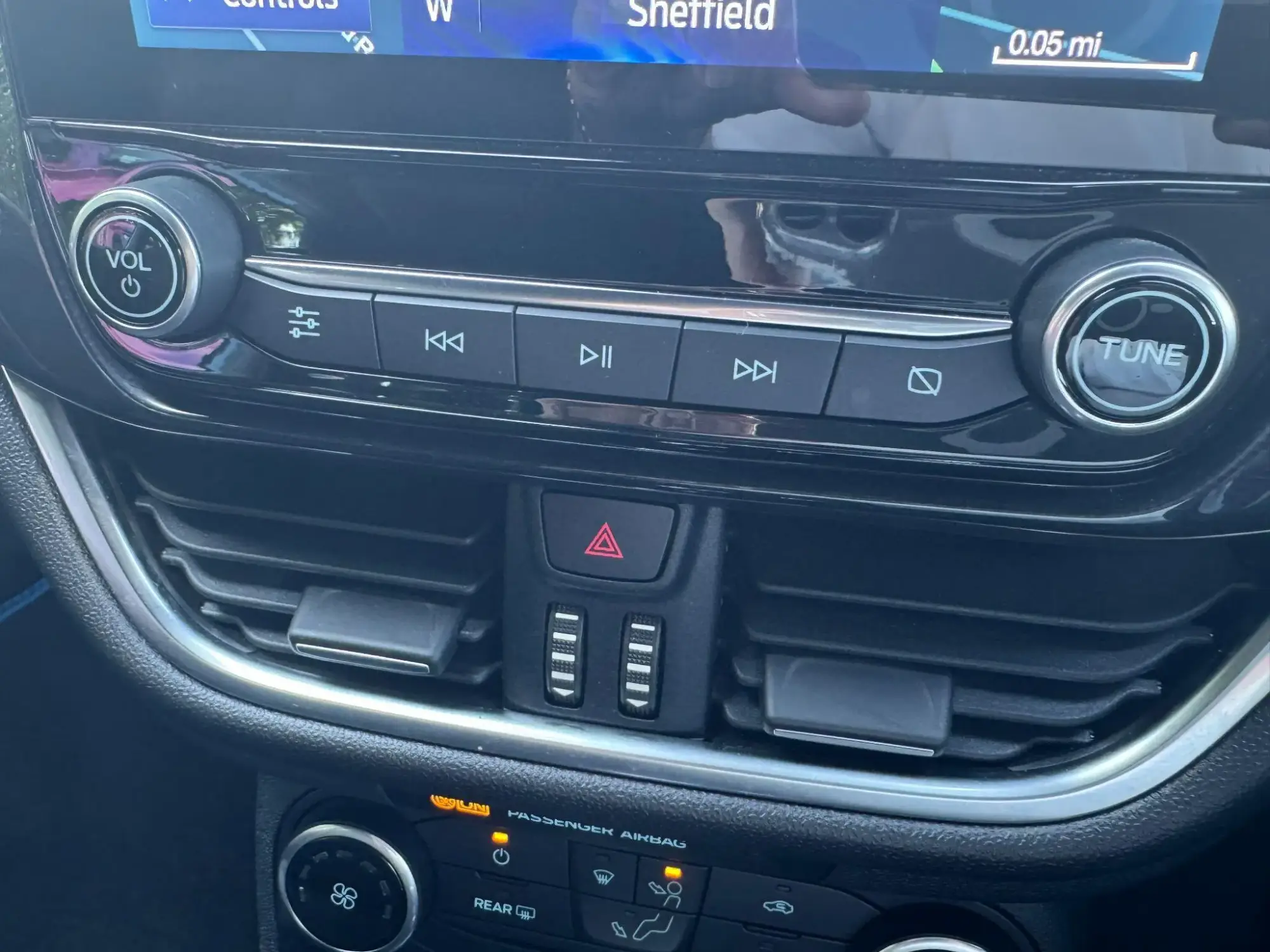 Ford Fiesta Image 25