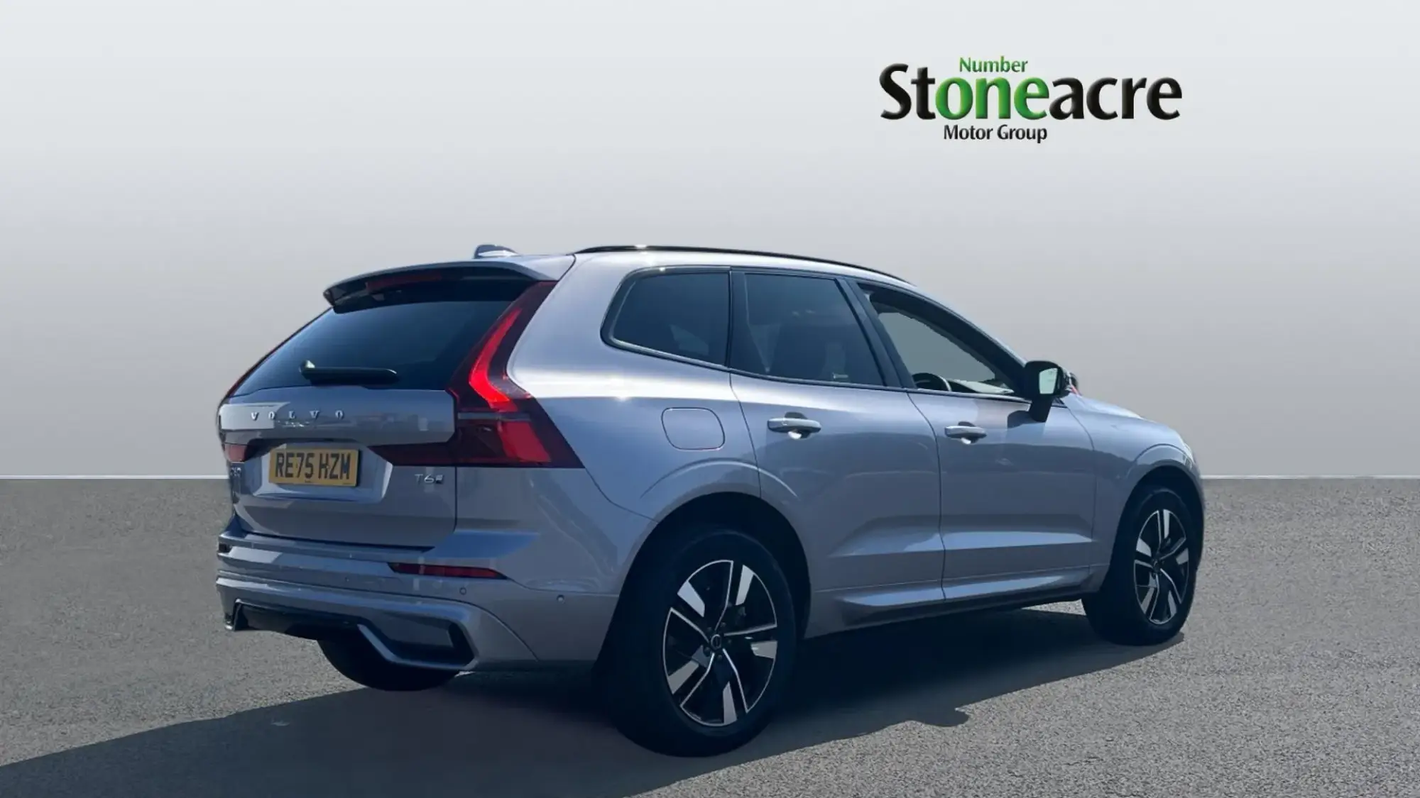 Volvo XC60 2.0 T6 18.8kWh Plus Auto AWD Euro 6 (s/s) 5dr RE75HZM Image 2