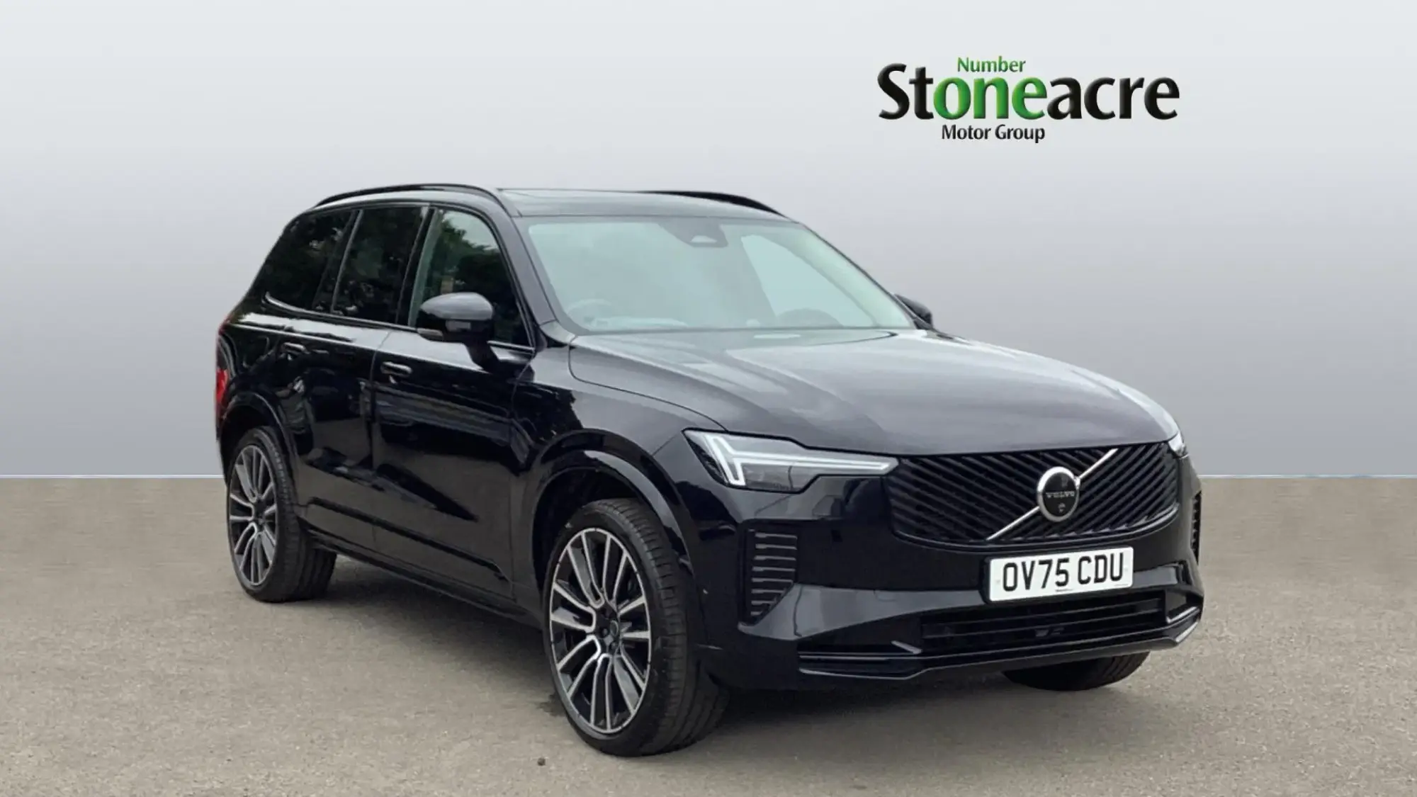 Volvo XC90 2.0 B5 MHEV Ultra Dark Auto 4WD Euro 6 (s/s) 5dr OV75CDU Image 1