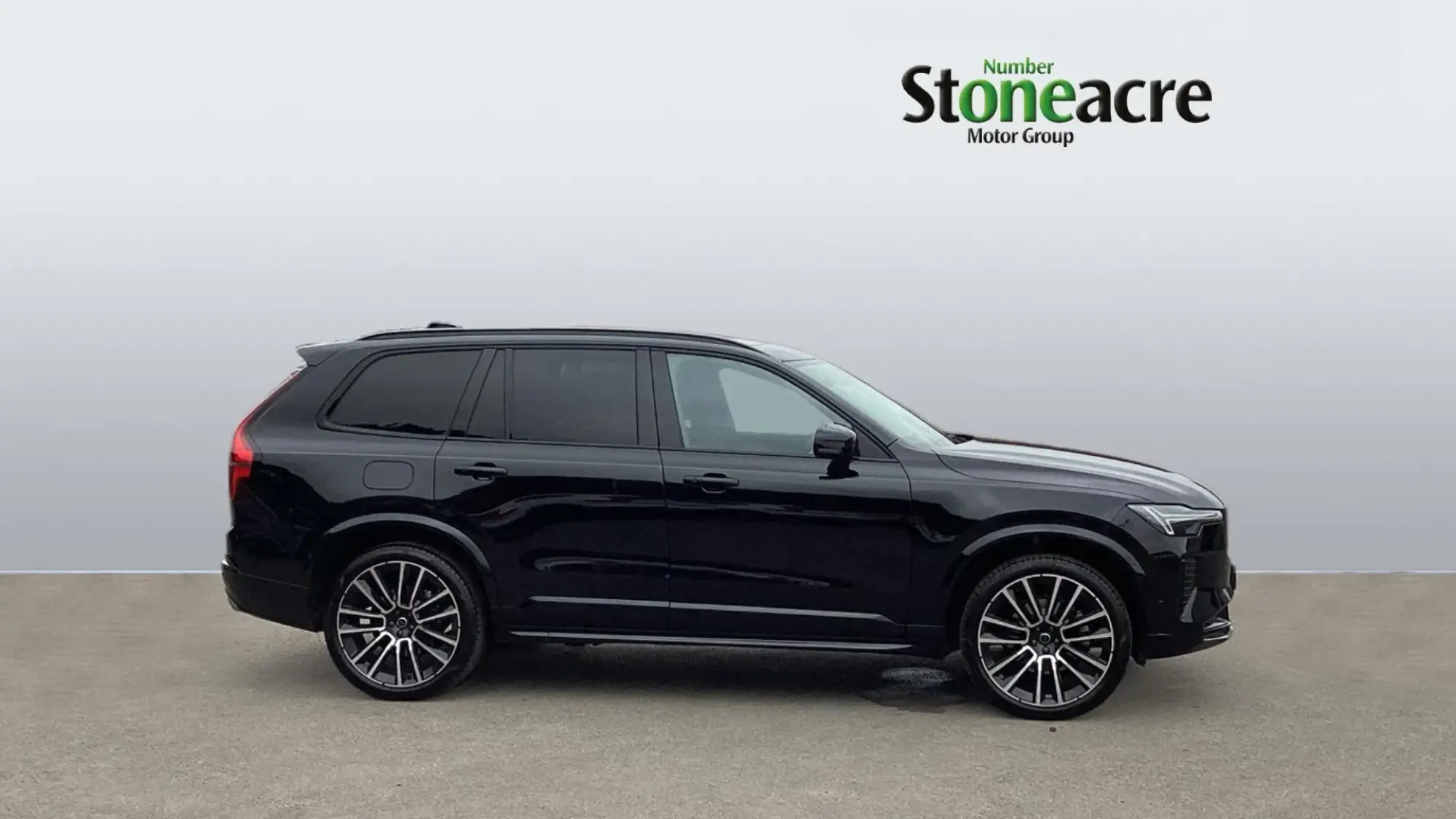 Volvo XC90 2.0 B5 MHEV Ultra Dark Auto 4WD Euro 6 (s/s) 5dr OV75CDU Image 3