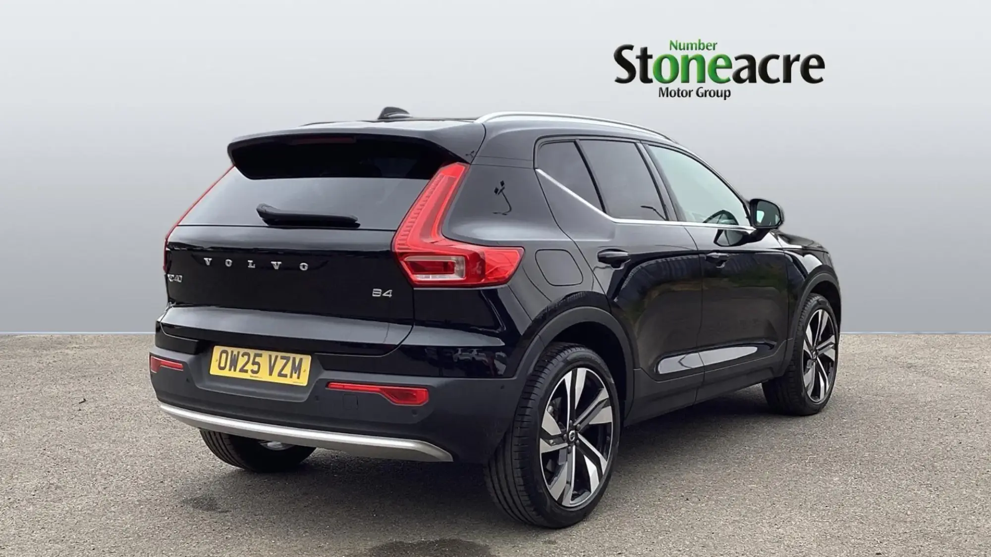 Volvo XC40 Image 2