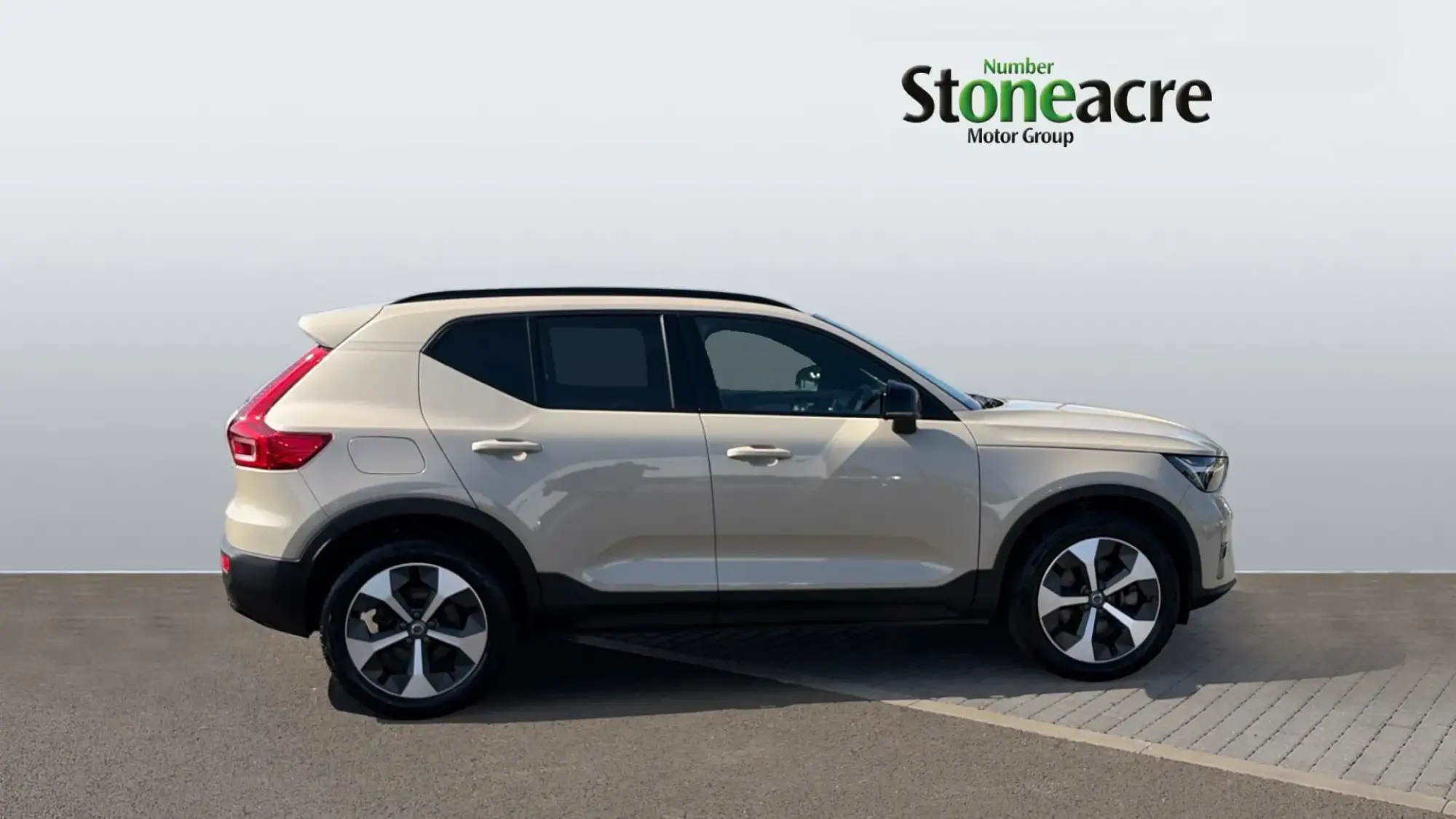 Volvo XC40 Image 3