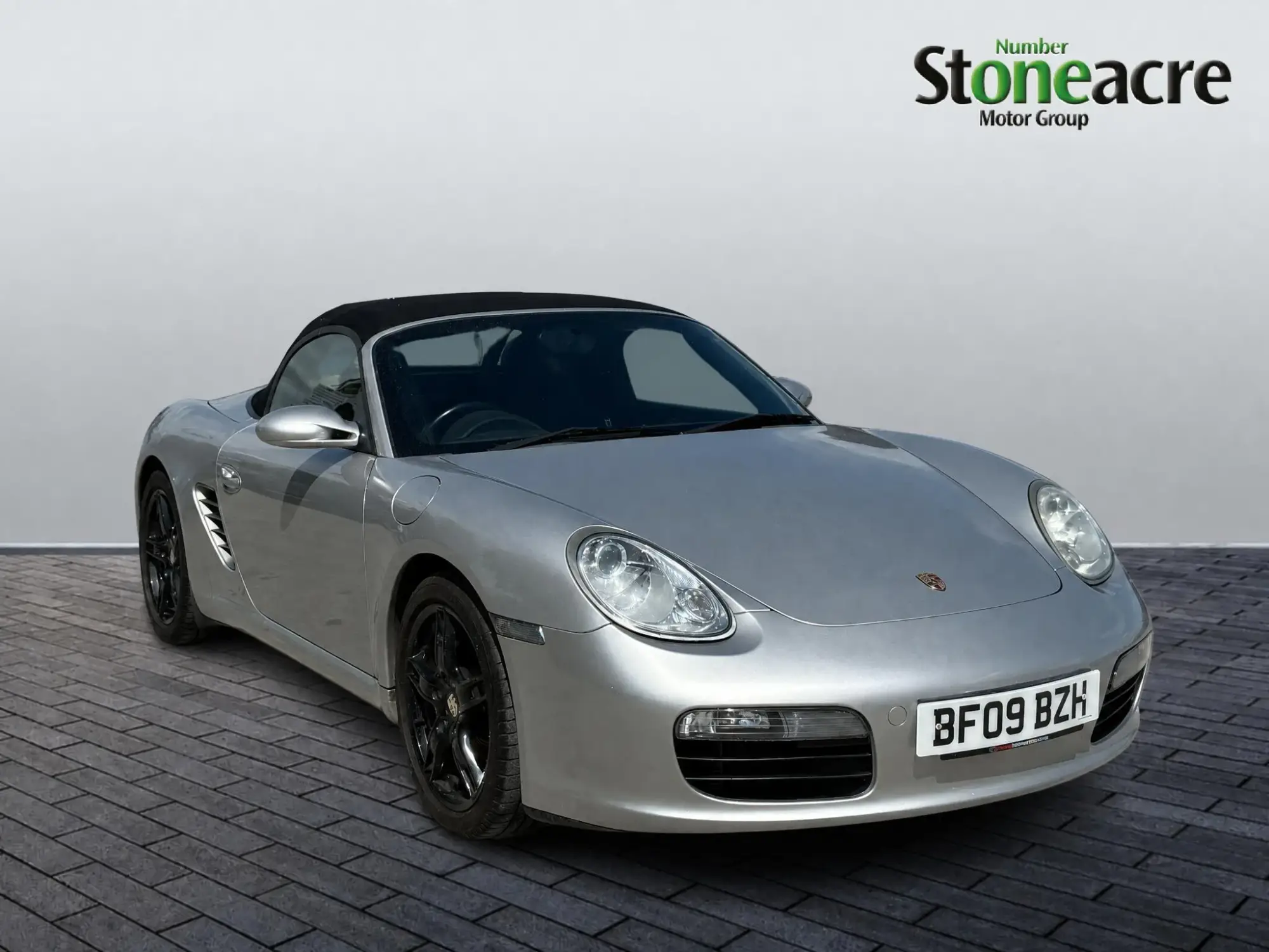 Porsche Boxster 2.7 987 2dr BF09BZH Image 1