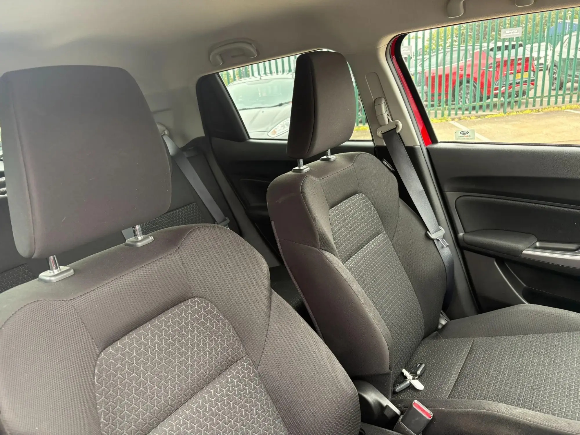 Suzuki Swift Image 12
