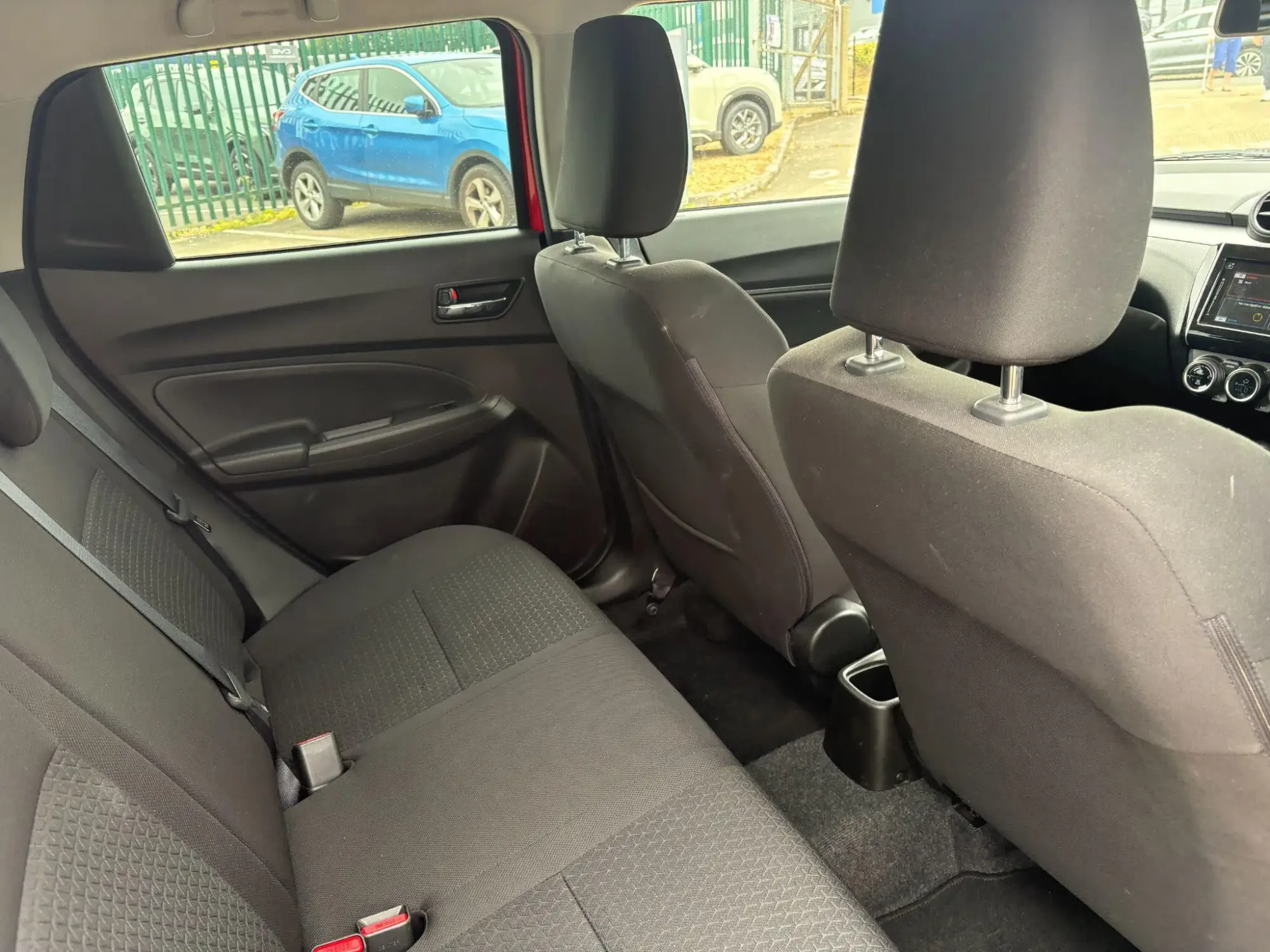 Suzuki Swift Image 13