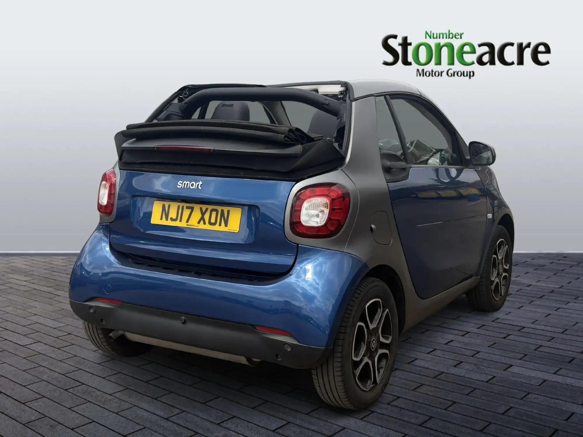 Smart FORTWO 1.0 Prime (Premium Plus) Cabriolet Twinamic Euro 6 (s/s) 2dr NJ17XON Image 3