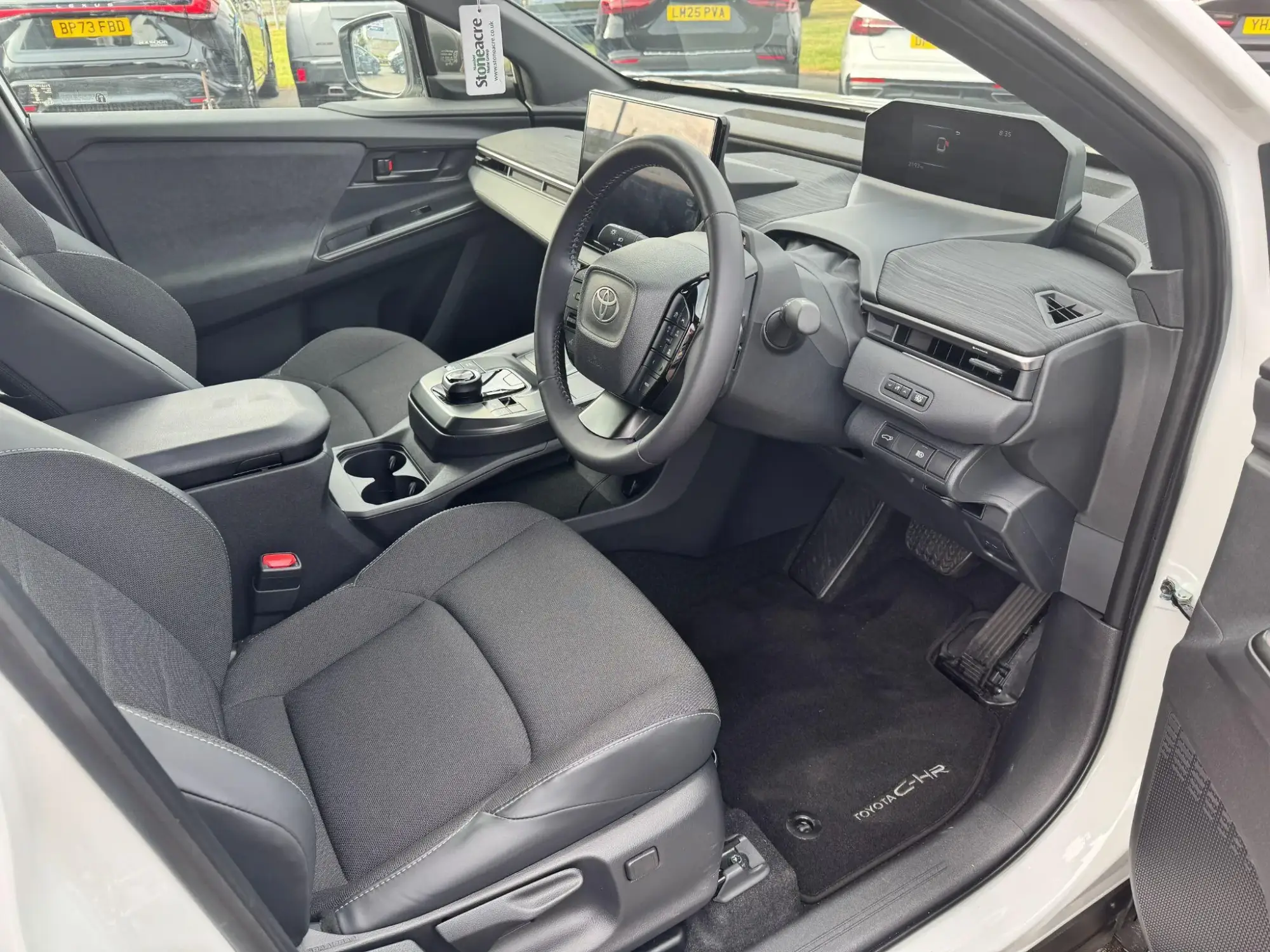 Toyota C-HR+ Image 11
