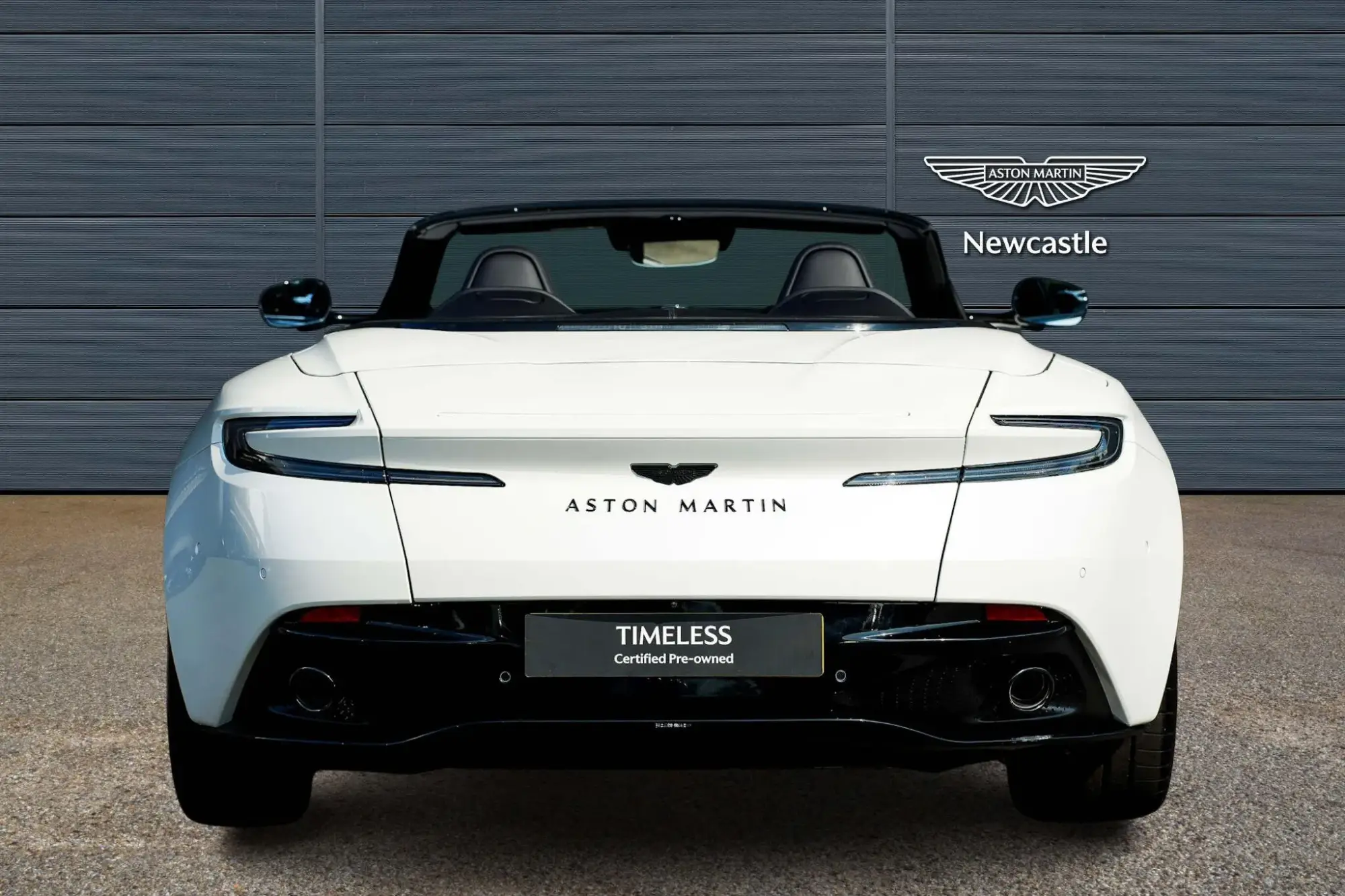 Aston Martin DB12 Image 5