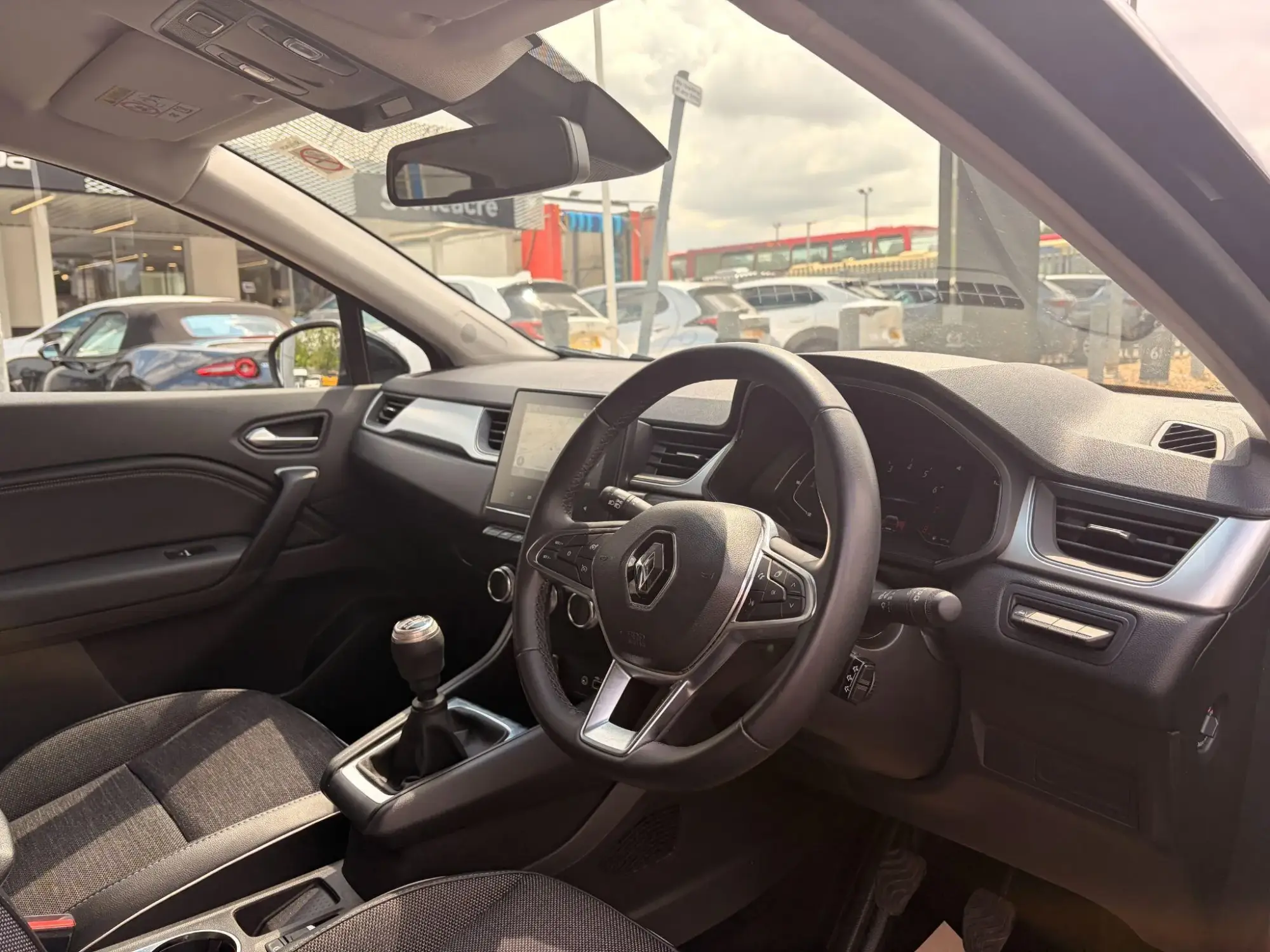 Renault Captur Image 10 Renault Captur Image 10