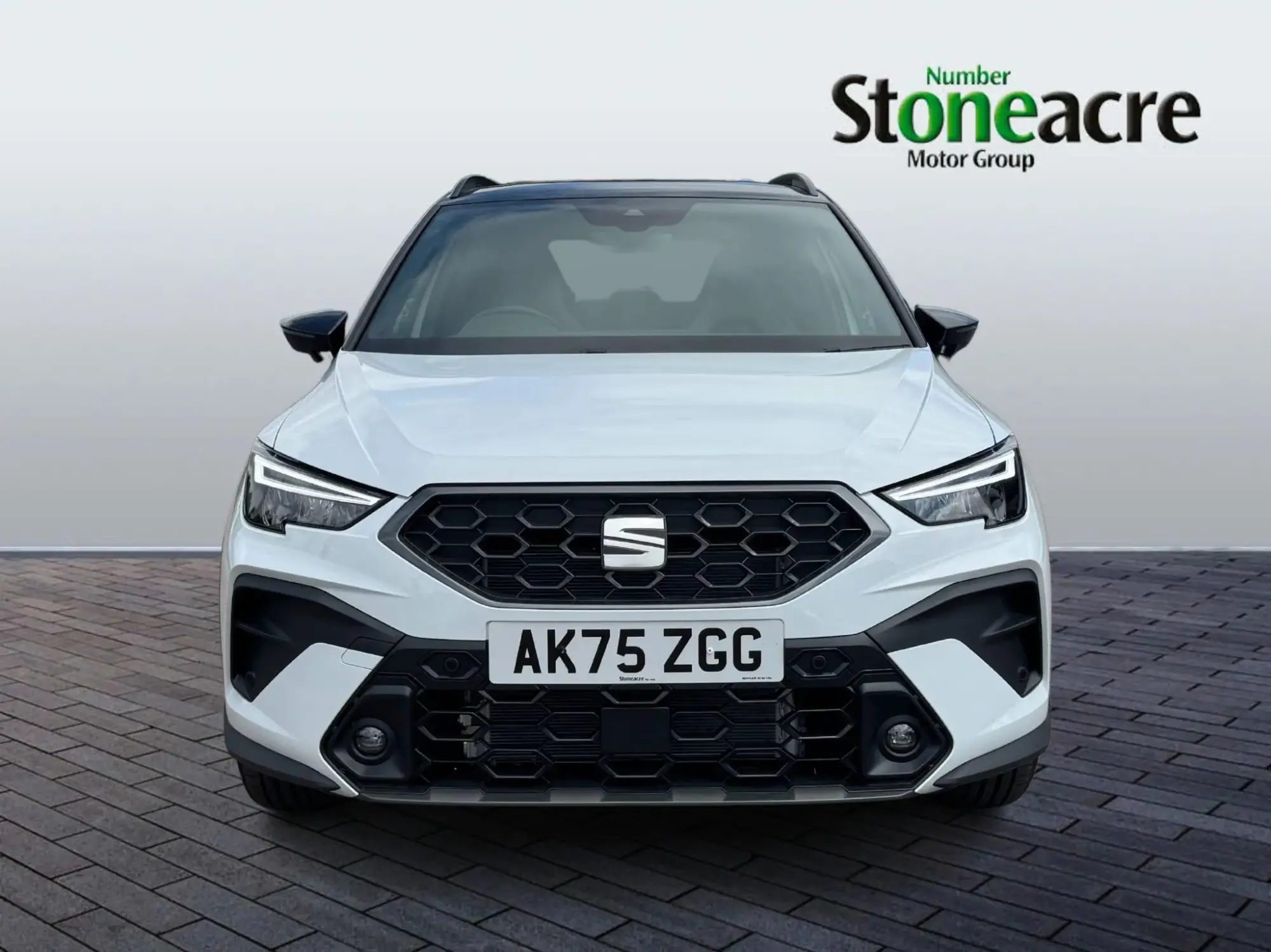 SEAT Arona 1.0 TSI FR First Edition DSG Euro 6 (s/s) 5dr AK75ZGG Image 2