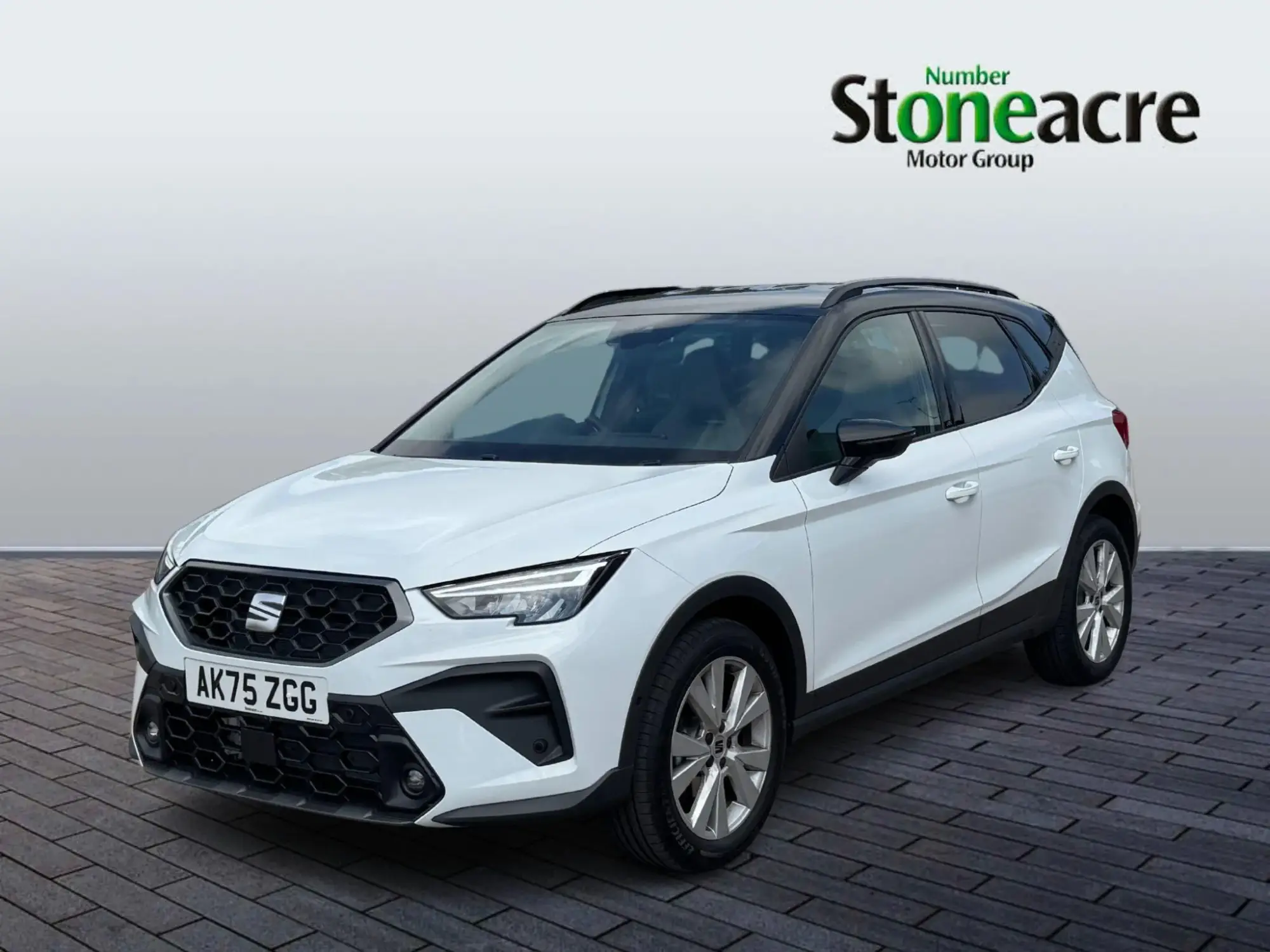 SEAT Arona 1.0 TSI FR First Edition DSG Euro 6 (s/s) 5dr AK75ZGG Image 3