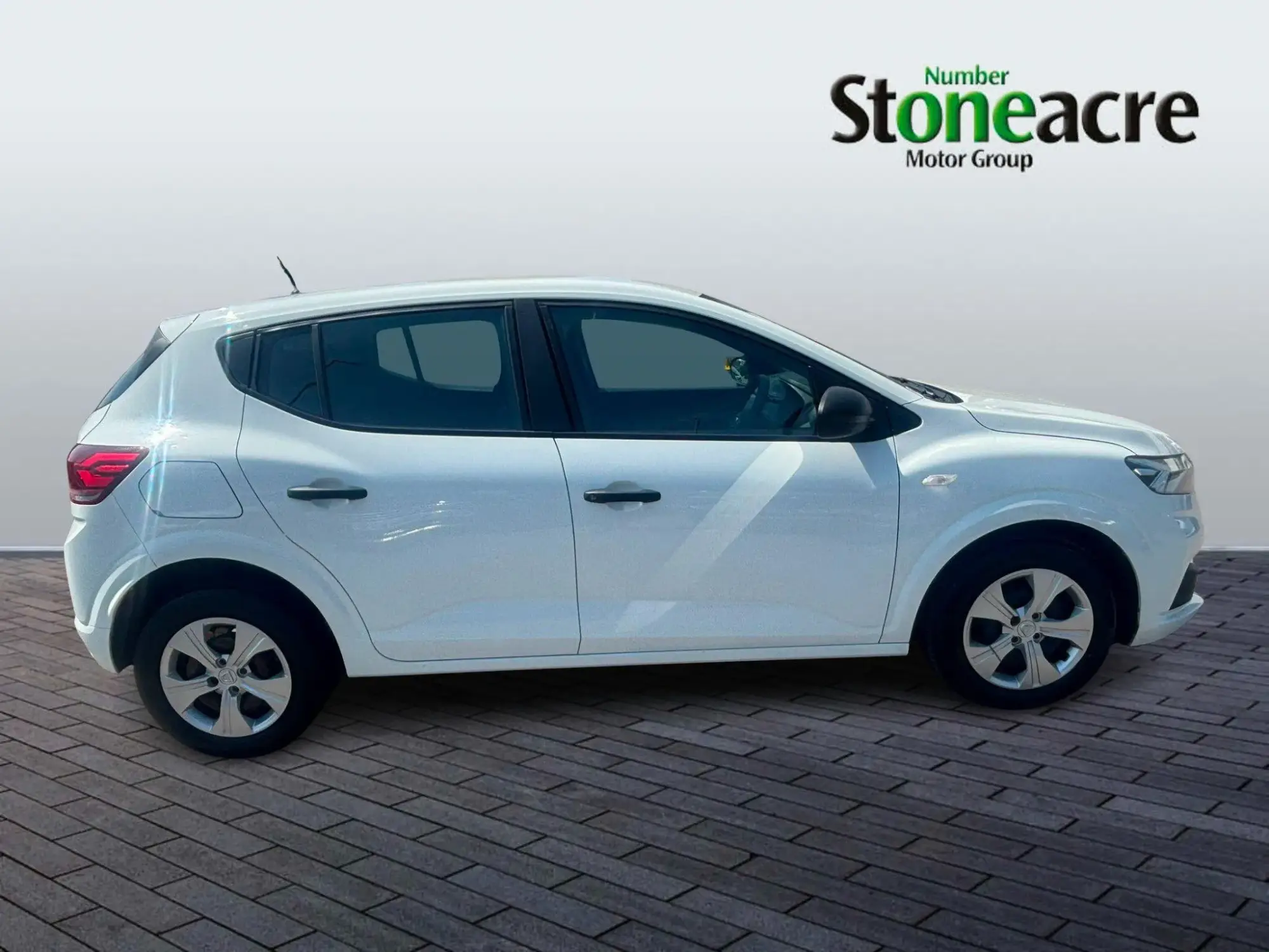 Dacia Sandero 1.0 Tce Essential 5dr ND71OBY Image 2