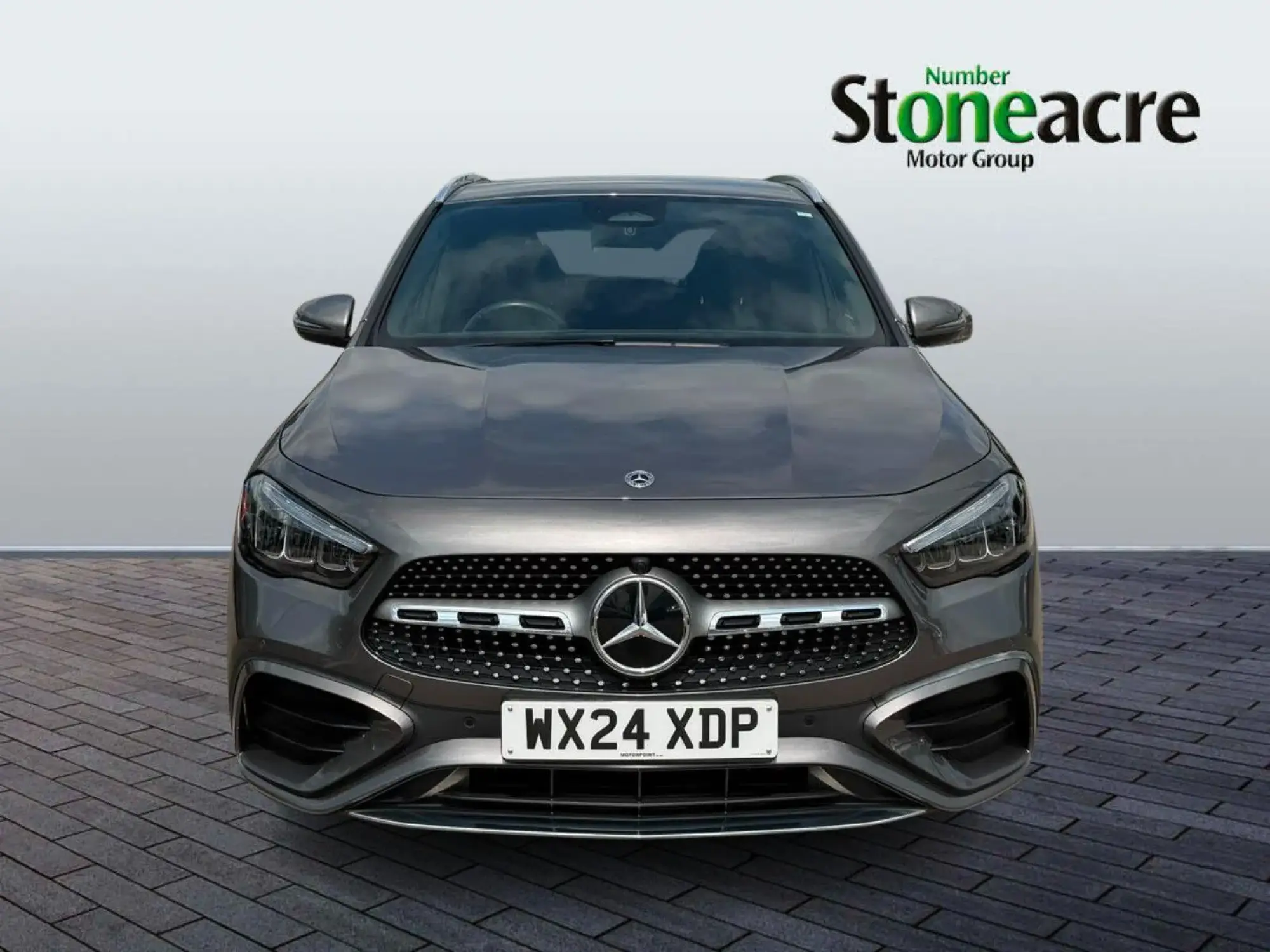 Mercedes-Benz GLA Image 8 Mercedes-Benz GLA Image 8