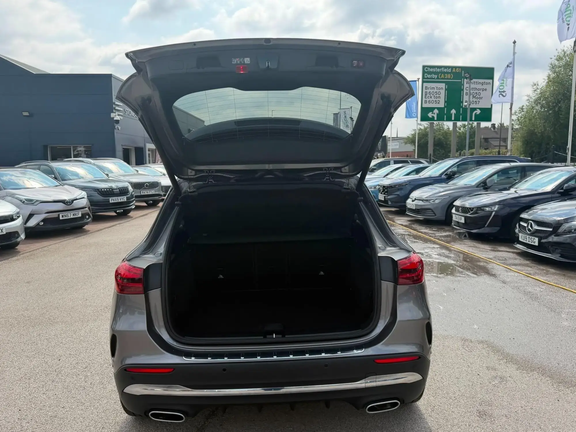 Mercedes-Benz GLA Image 9 Mercedes-Benz GLA Image 9