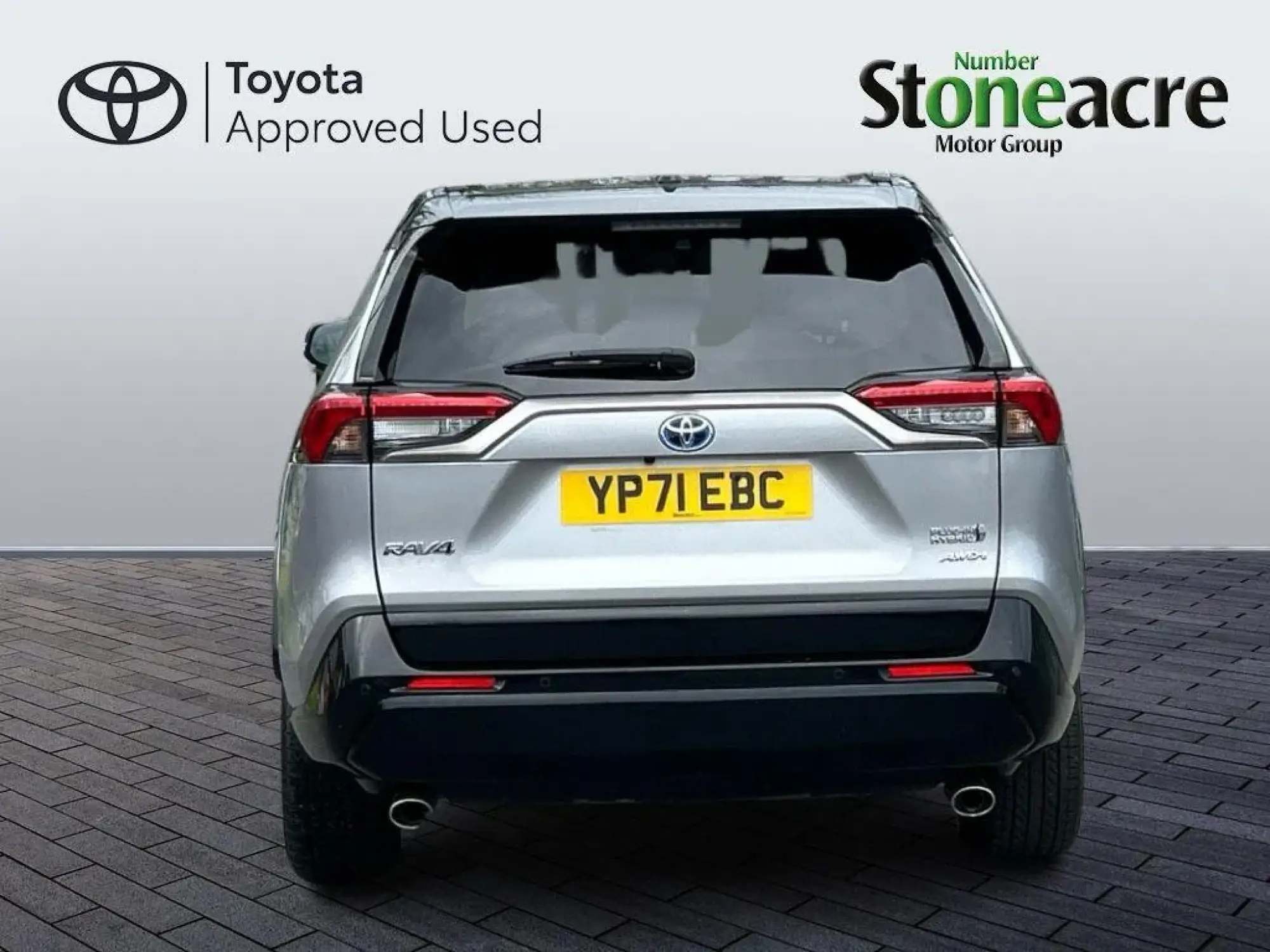 Toyota RAV4 Plug-in Hybrid Image 4 Toyota RAV4 Plug-in Hybrid Image 4
