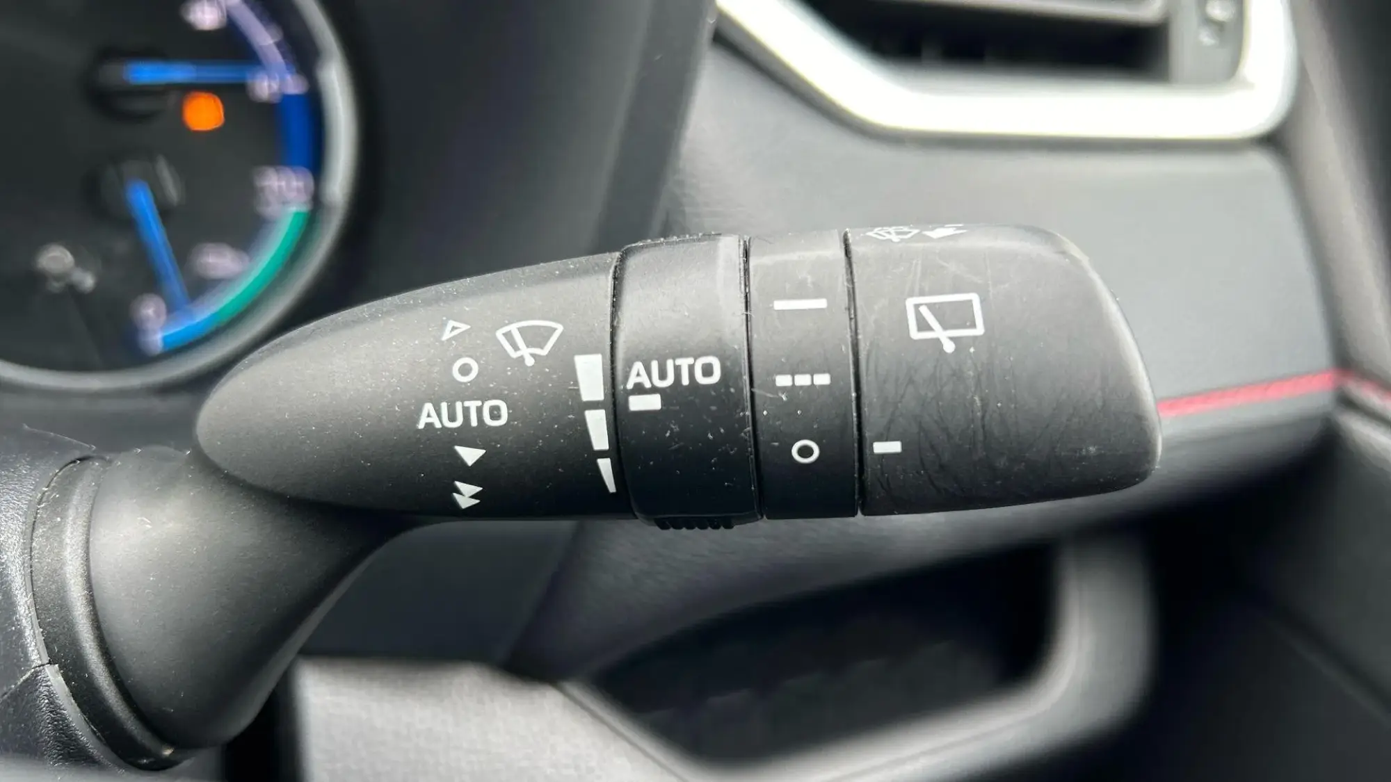 Toyota RAV4 Plug-in Hybrid Image 33 Toyota RAV4 Plug-in Hybrid Image 33