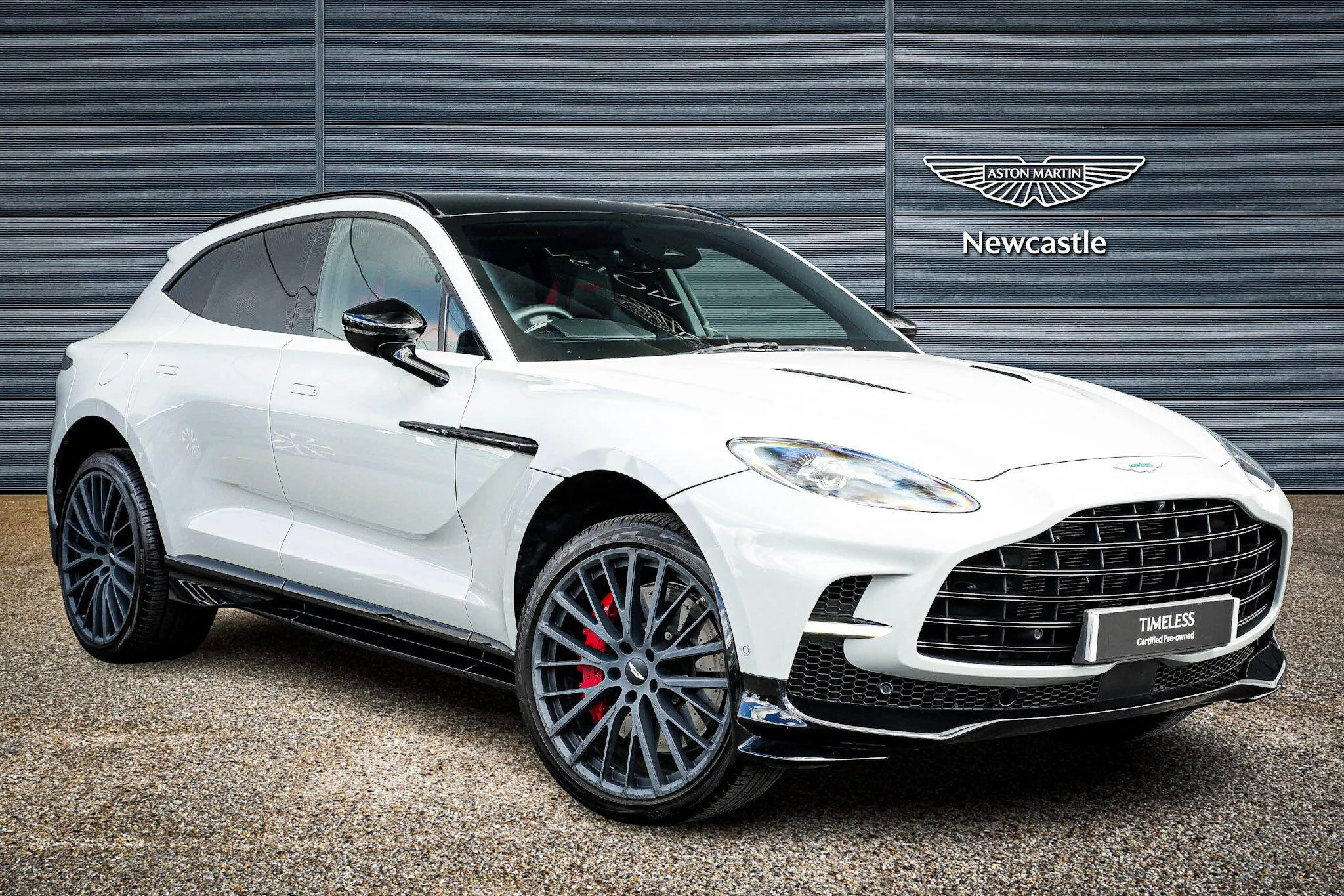Aston Martin DBX