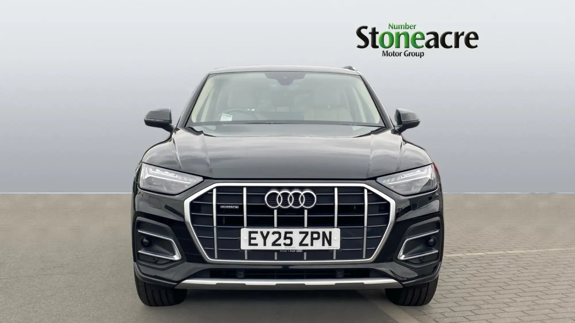 Audi Q5 2.0 TDI 40 Sport S Tronic quattro Euro 6 (s/s) 5dr EY25ZPN Image 2