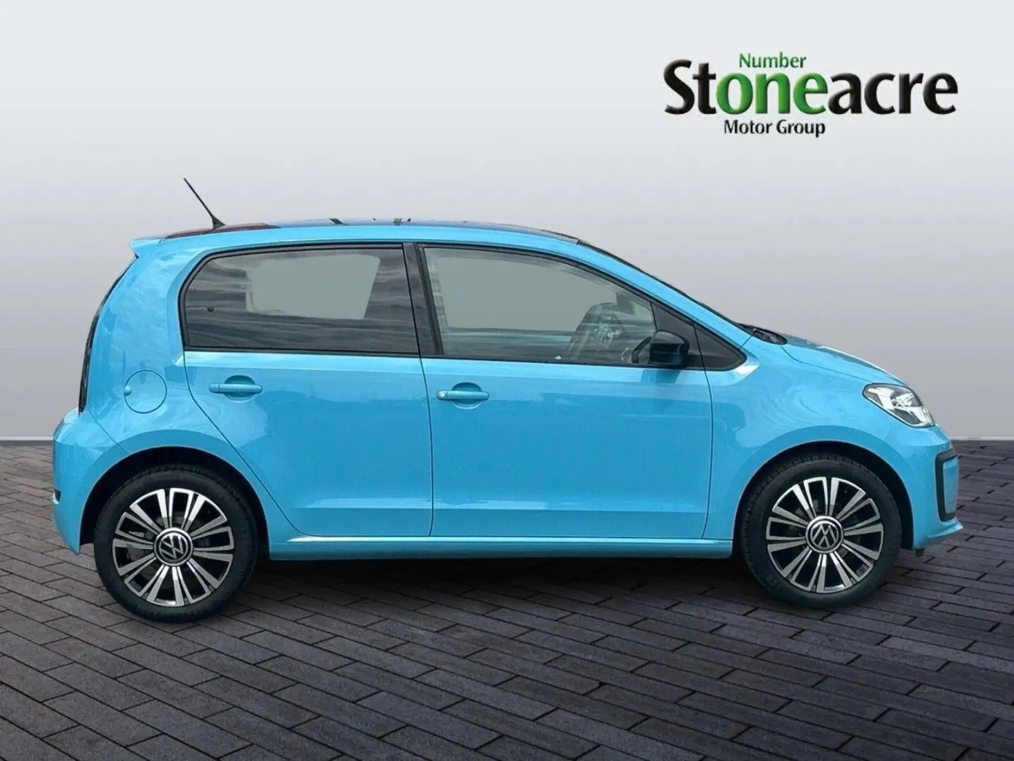 Volkswagen up! 1.0 65PS Black Edition 5dr NG71UHJ Image 2