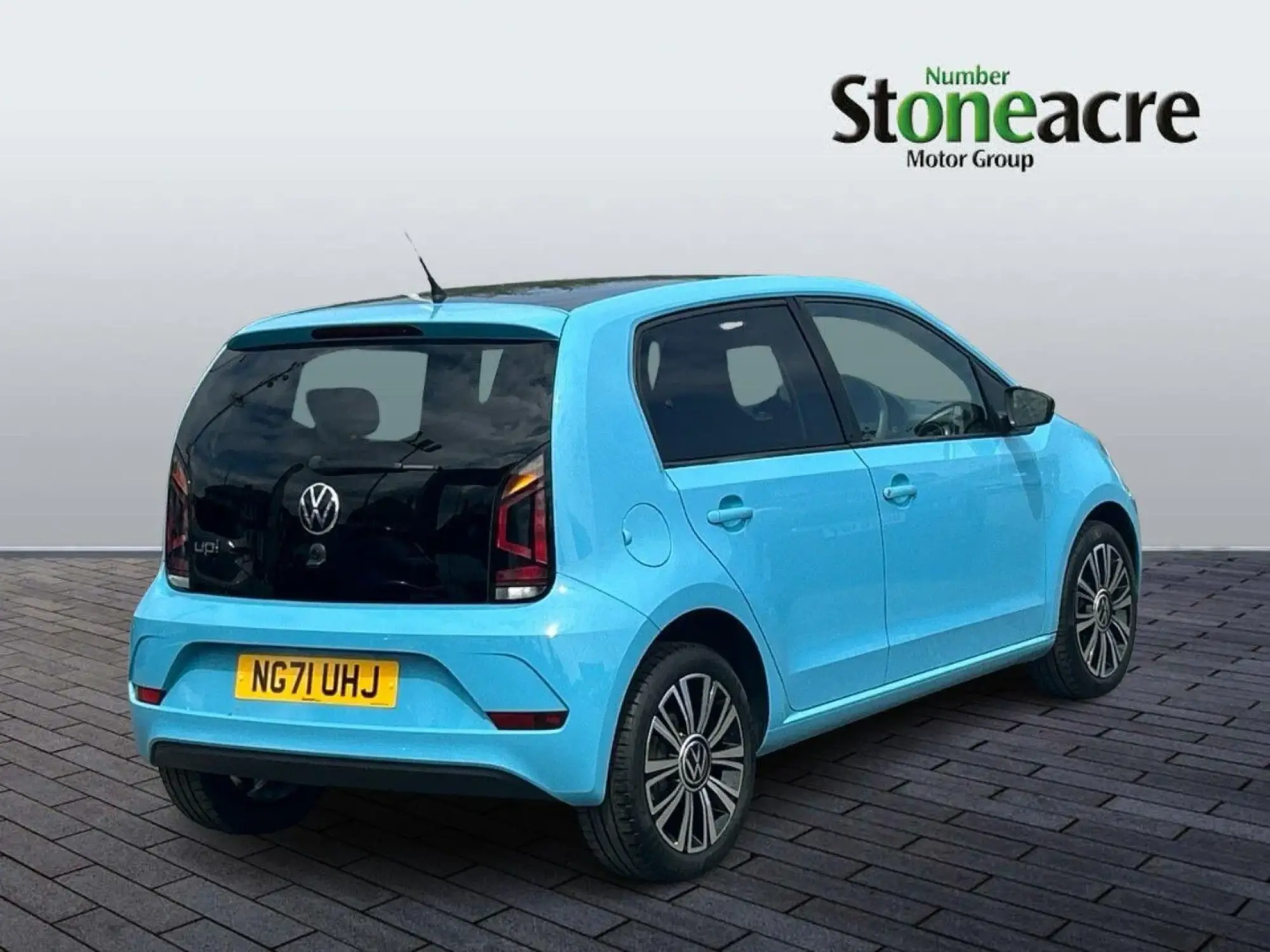 Volkswagen up! 1.0 65PS Black Edition 5dr NG71UHJ Image 3