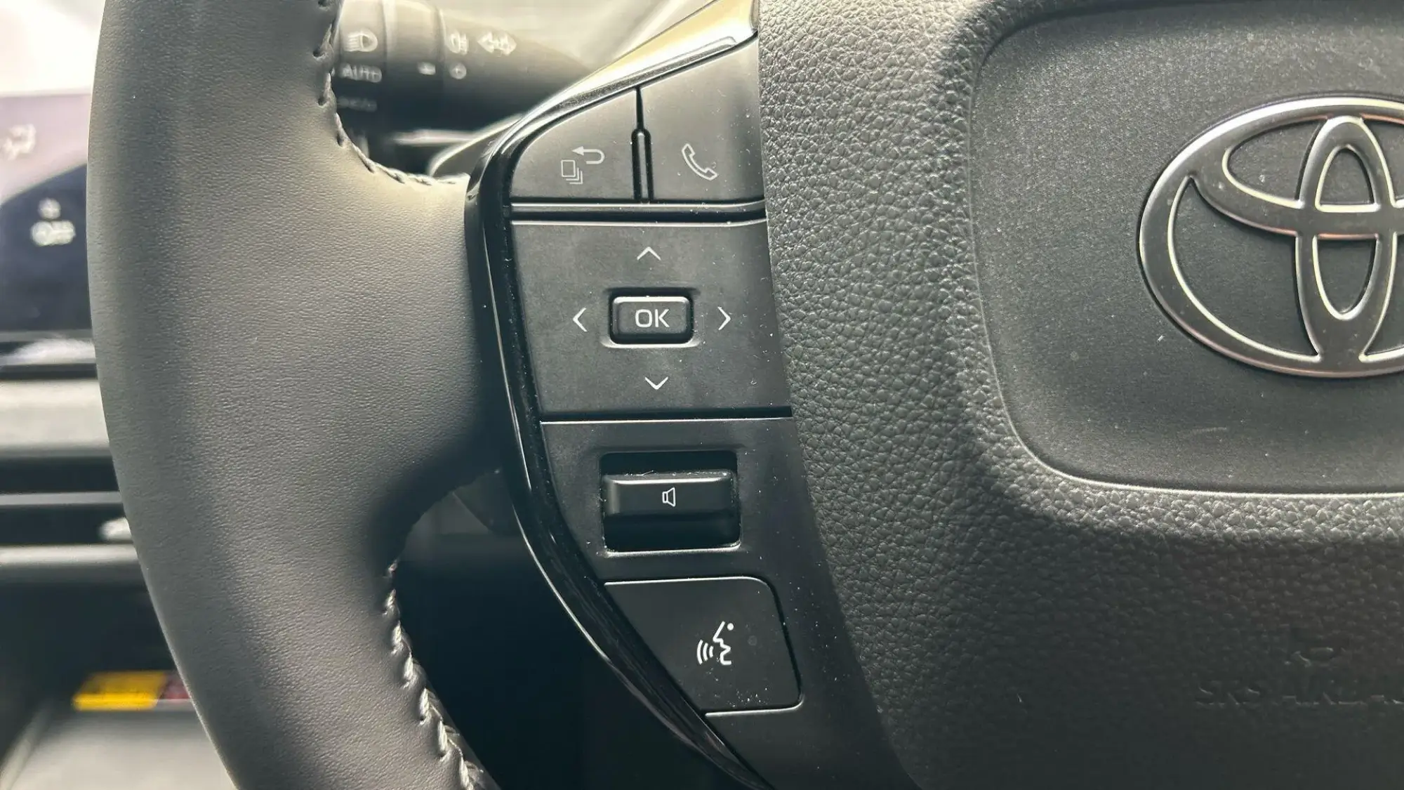 Toyota C-HR+ Image 38 Toyota C-HR+ Image 38