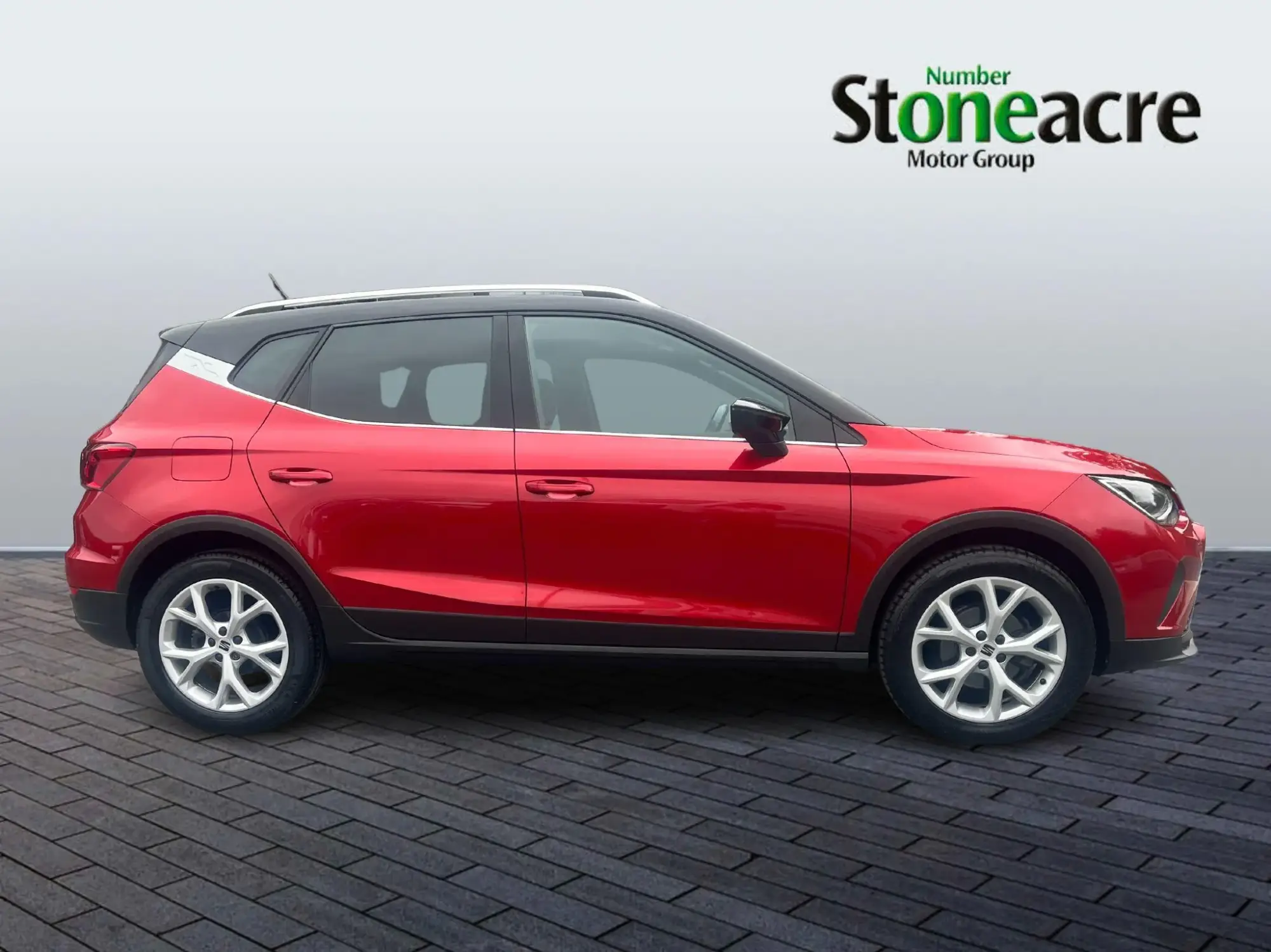 SEAT Arona Image 2
