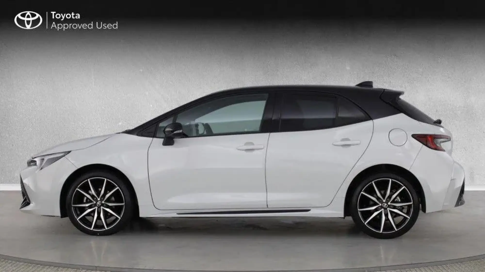 Toyota Corolla Hatchback Image 6