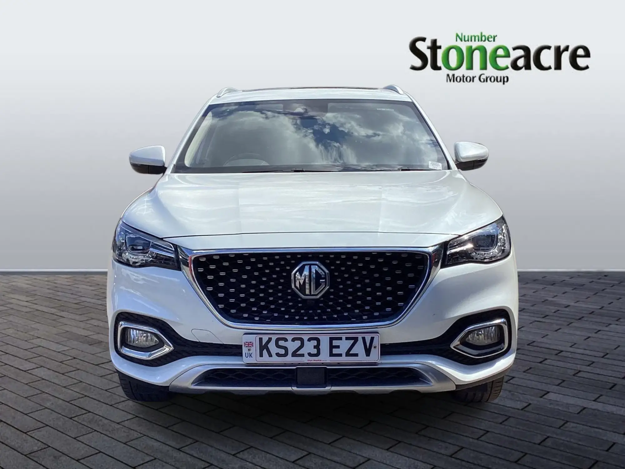 MG HS 1.5 T-GDI Exclusive SUV 5dr Petrol DCT Euro 6 (s/s) (162 ps) KS23EZV Image 2 MG HS 1.5 T-GDI Exclusive SUV 5dr Petrol DCT Euro 6 (s/s) (162 ps) KS23EZV Image 2