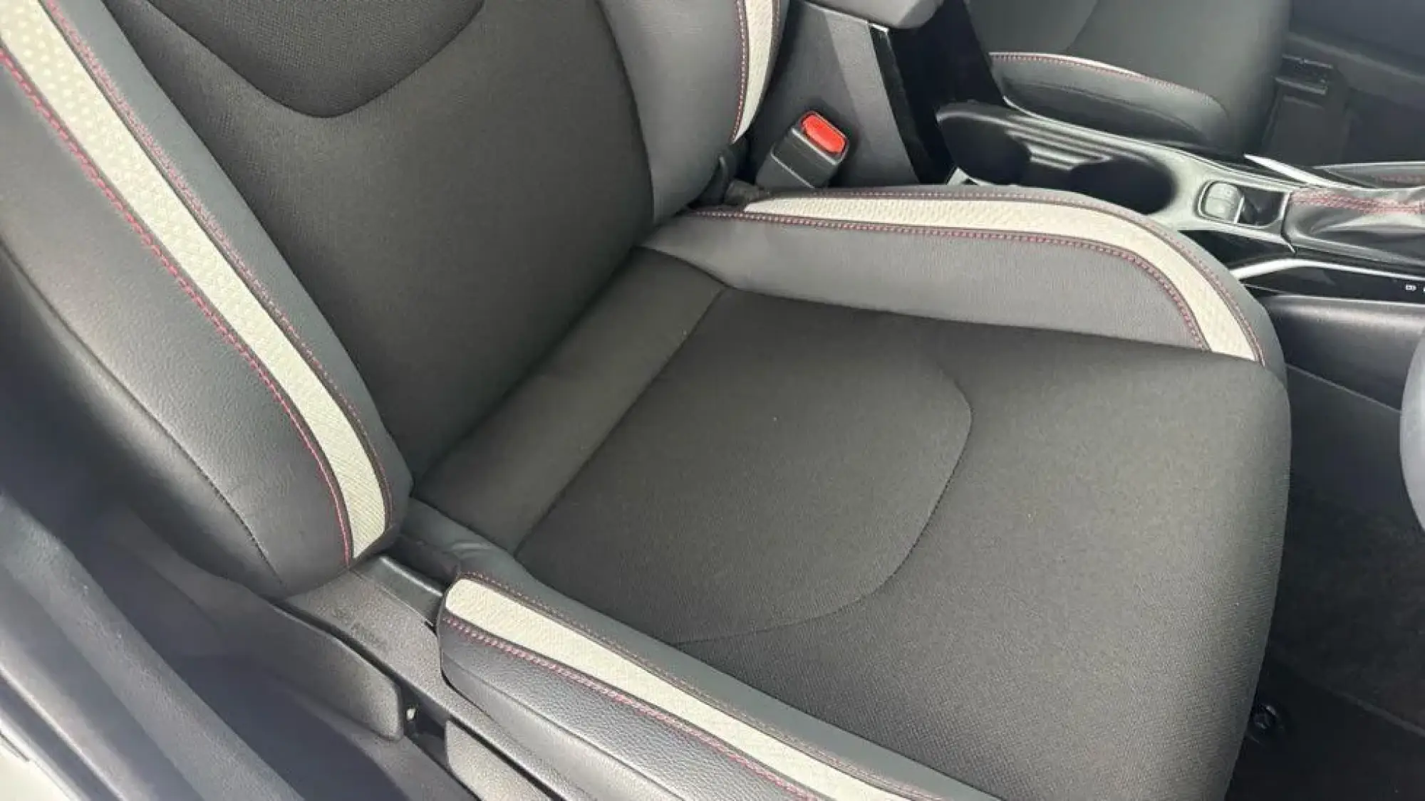 Toyota Corolla Hatchback Image 23