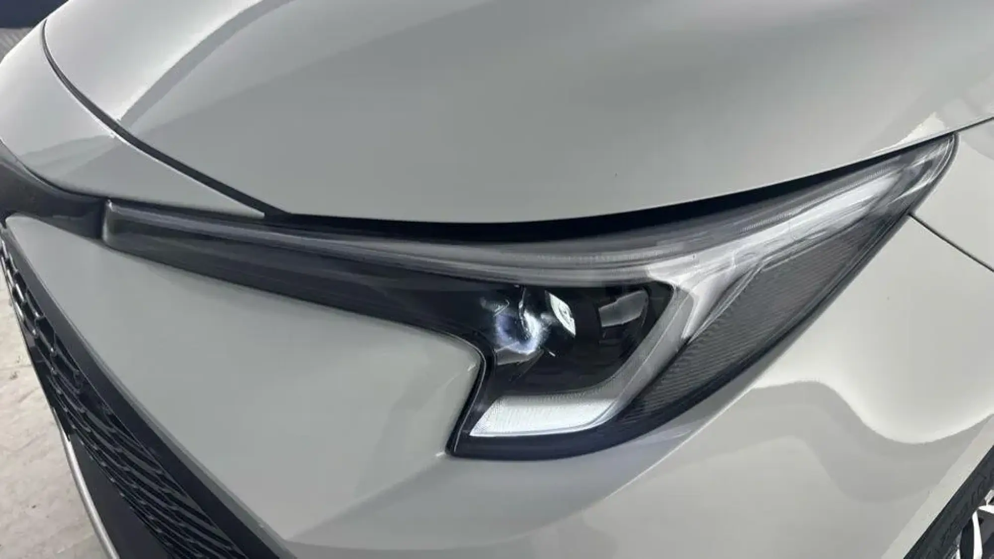 Toyota Corolla Hatchback Image 25