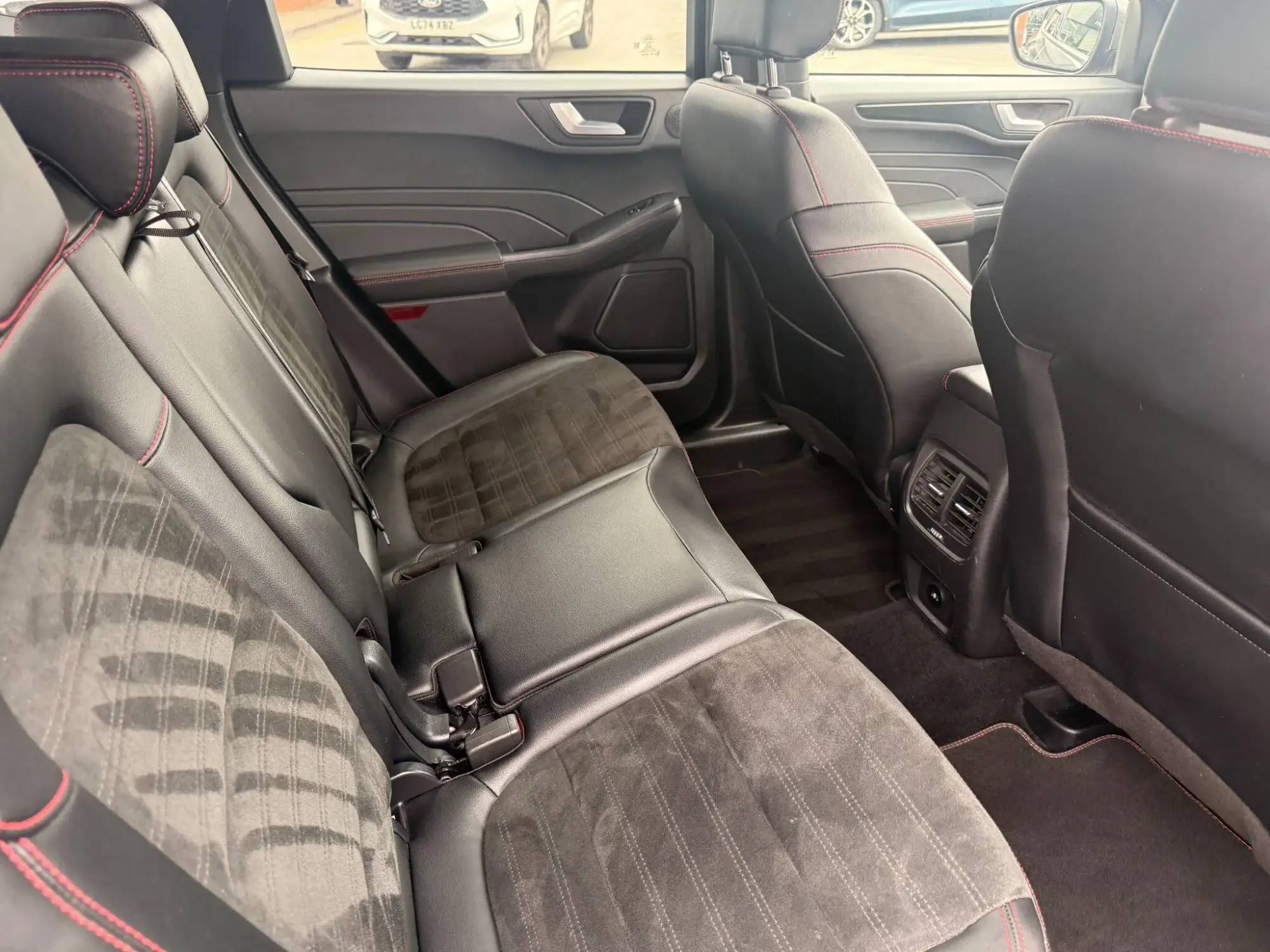 Ford Kuga Hybrid Image 11 Ford Kuga Hybrid Image 11