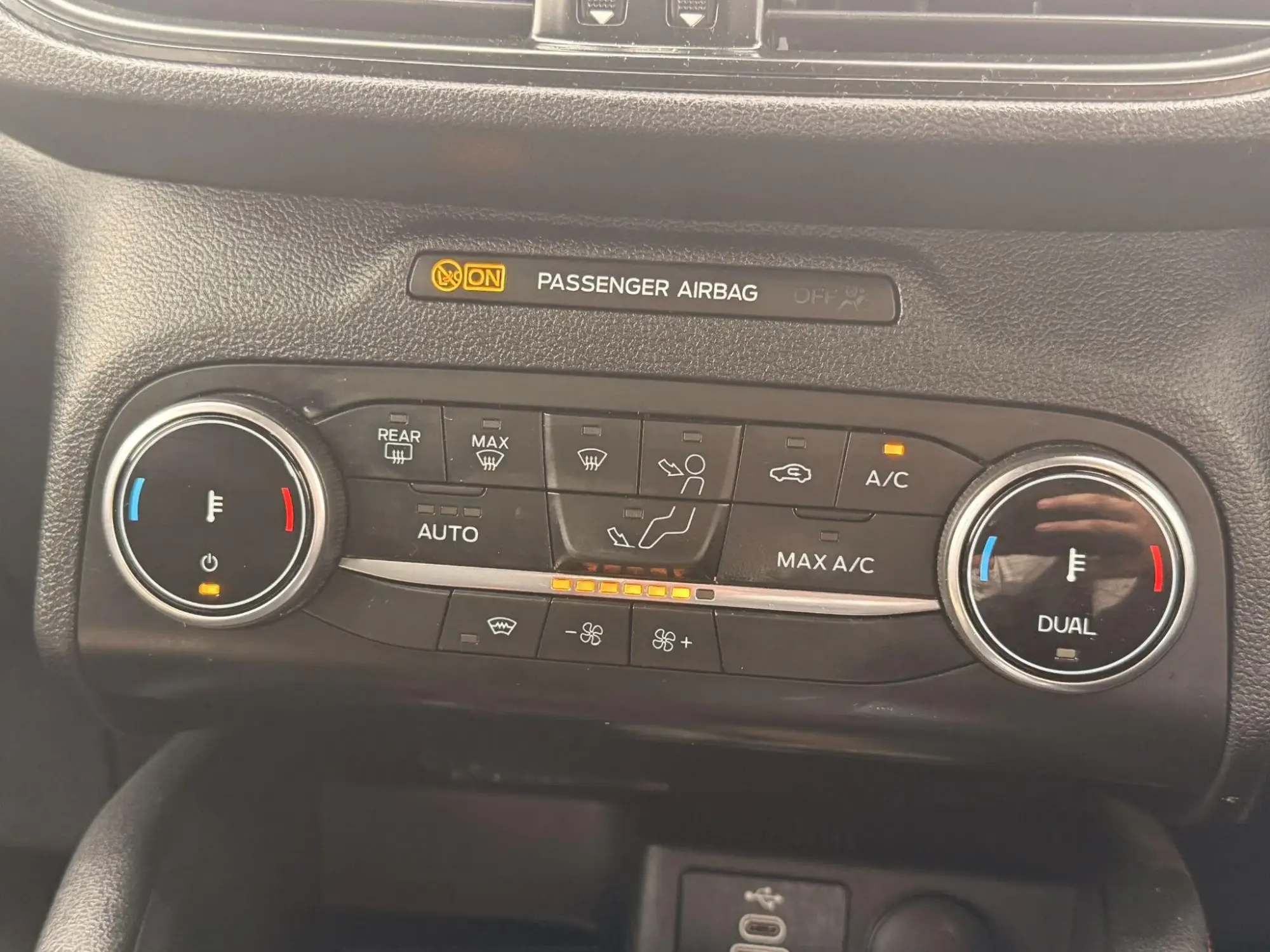 Ford Kuga Hybrid Image 18 Ford Kuga Hybrid Image 18