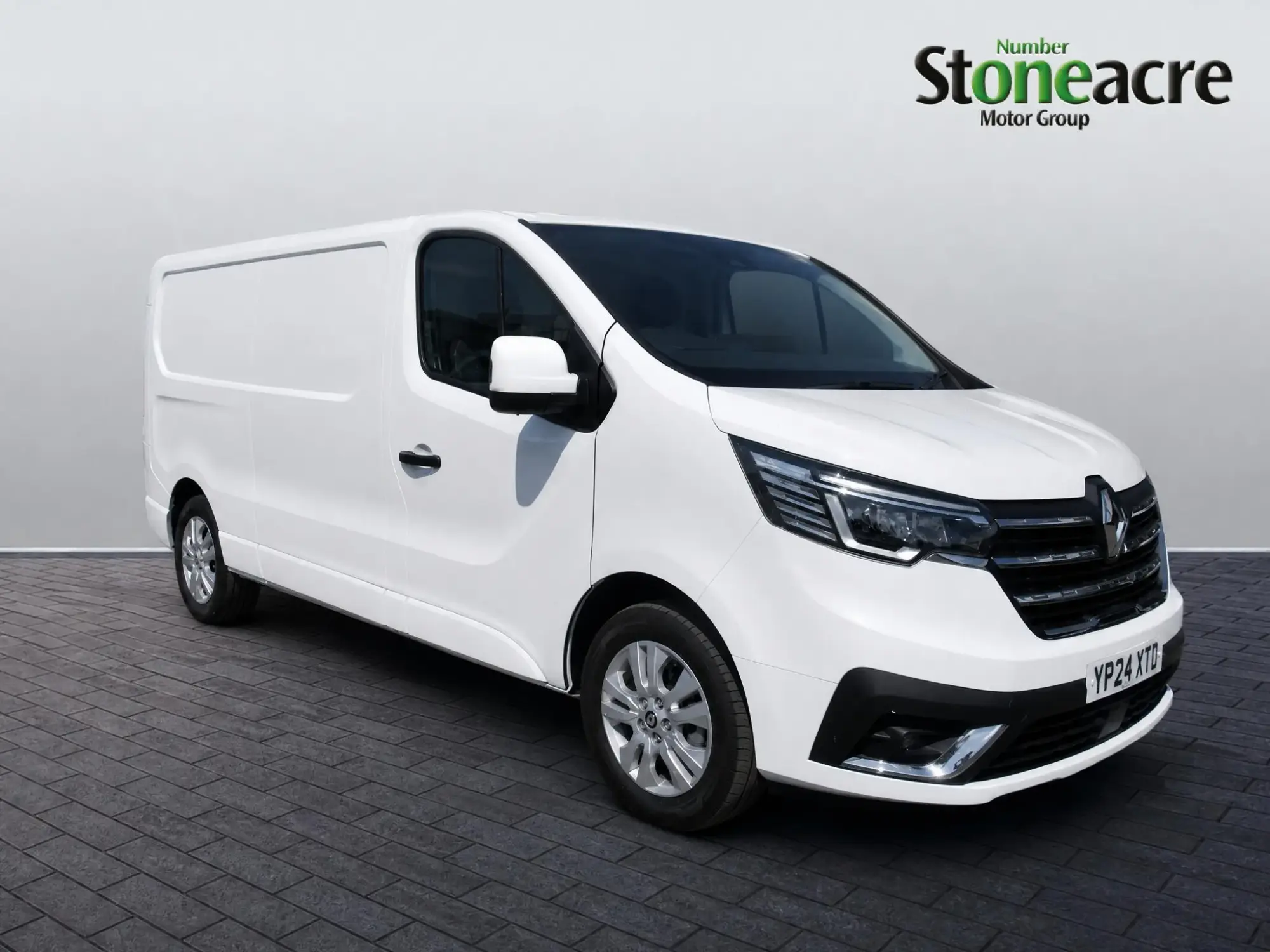 Renault Trafic LL30 Blue dCi 130 Extra Panel Van MY23 YP24XTD Image 1