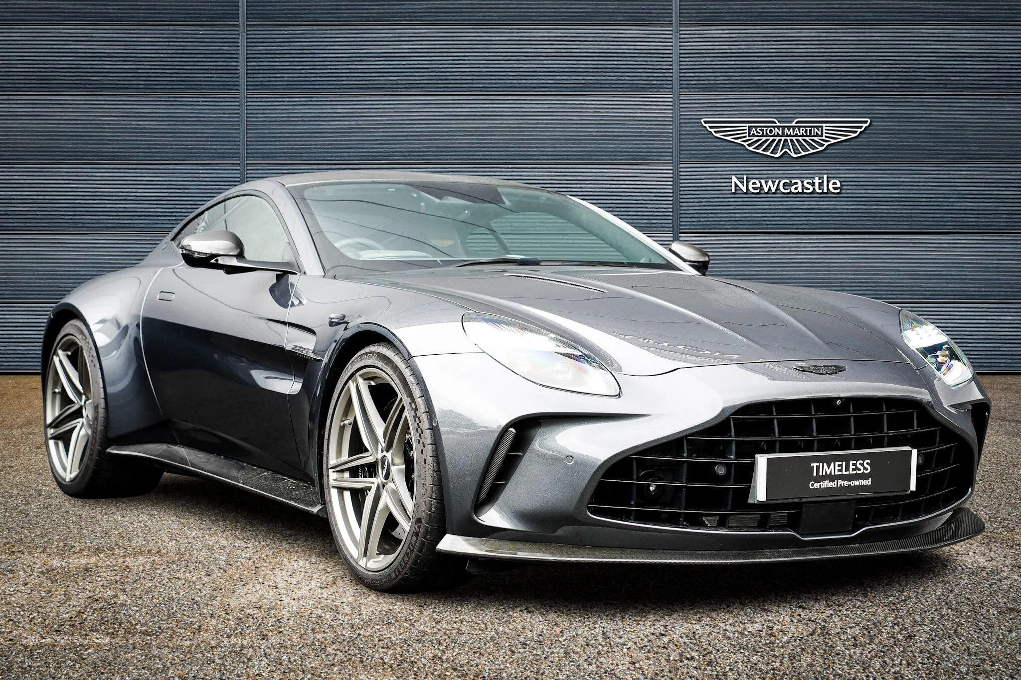 Aston Martin Vantage