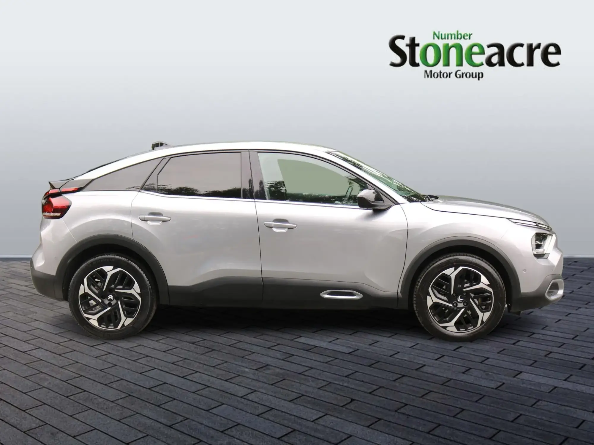 Citroen C4 Image 2