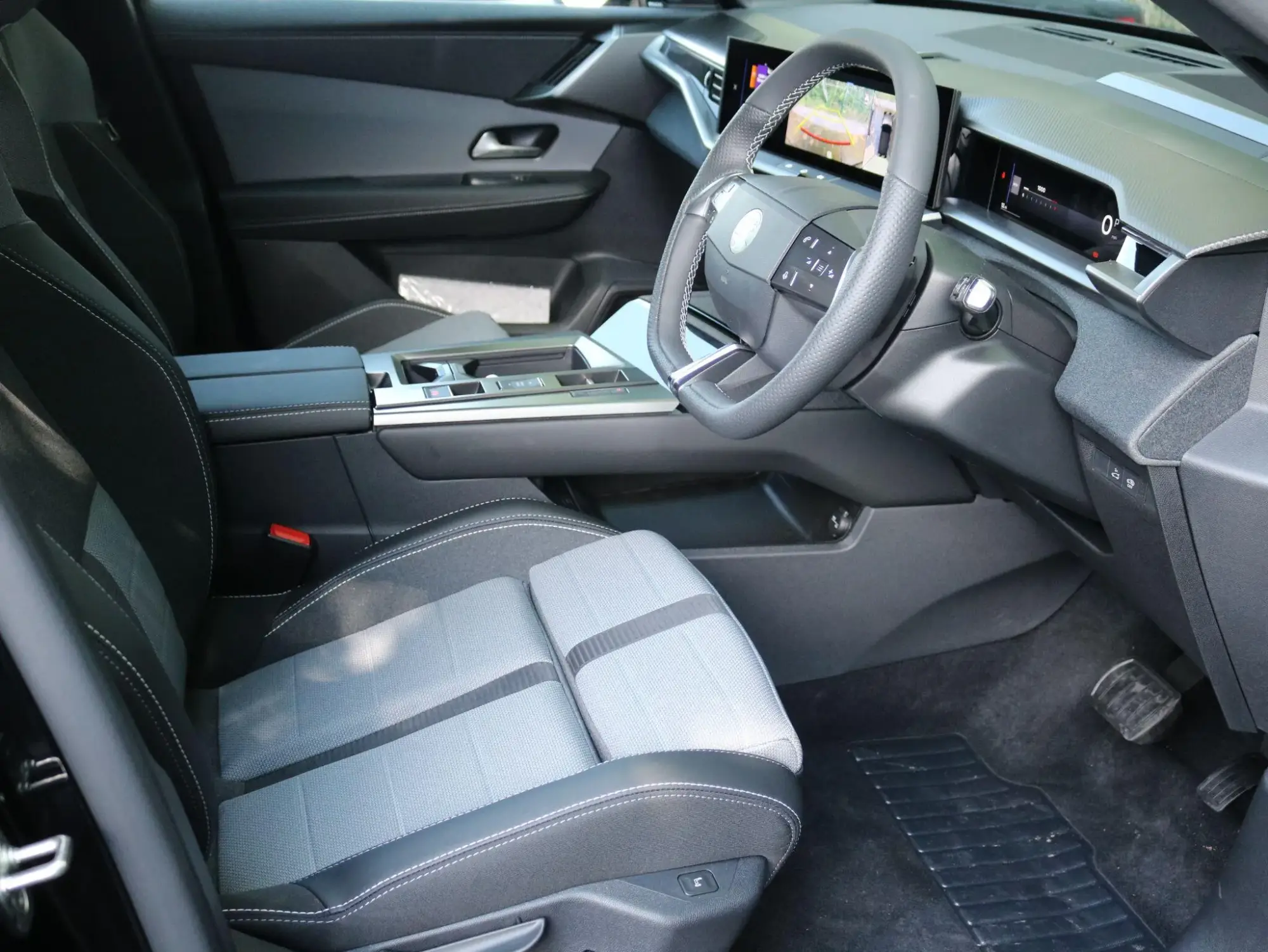 Vauxhall Grandland Image 12
