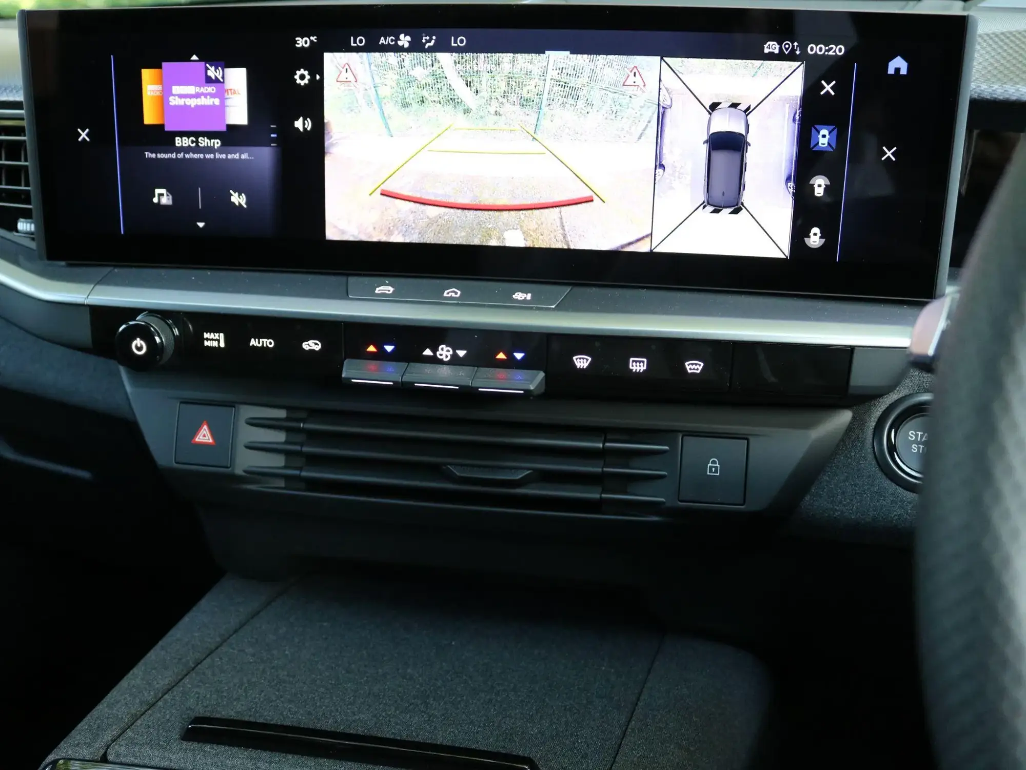Vauxhall Grandland Image 17