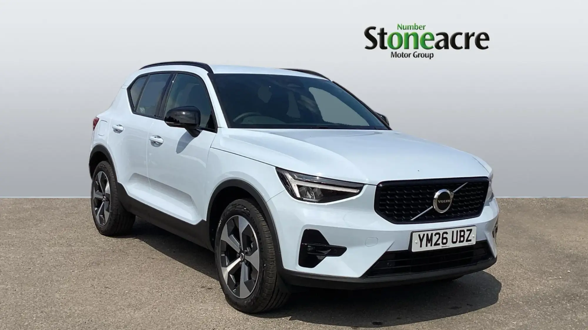 Volvo XC40 Image 1