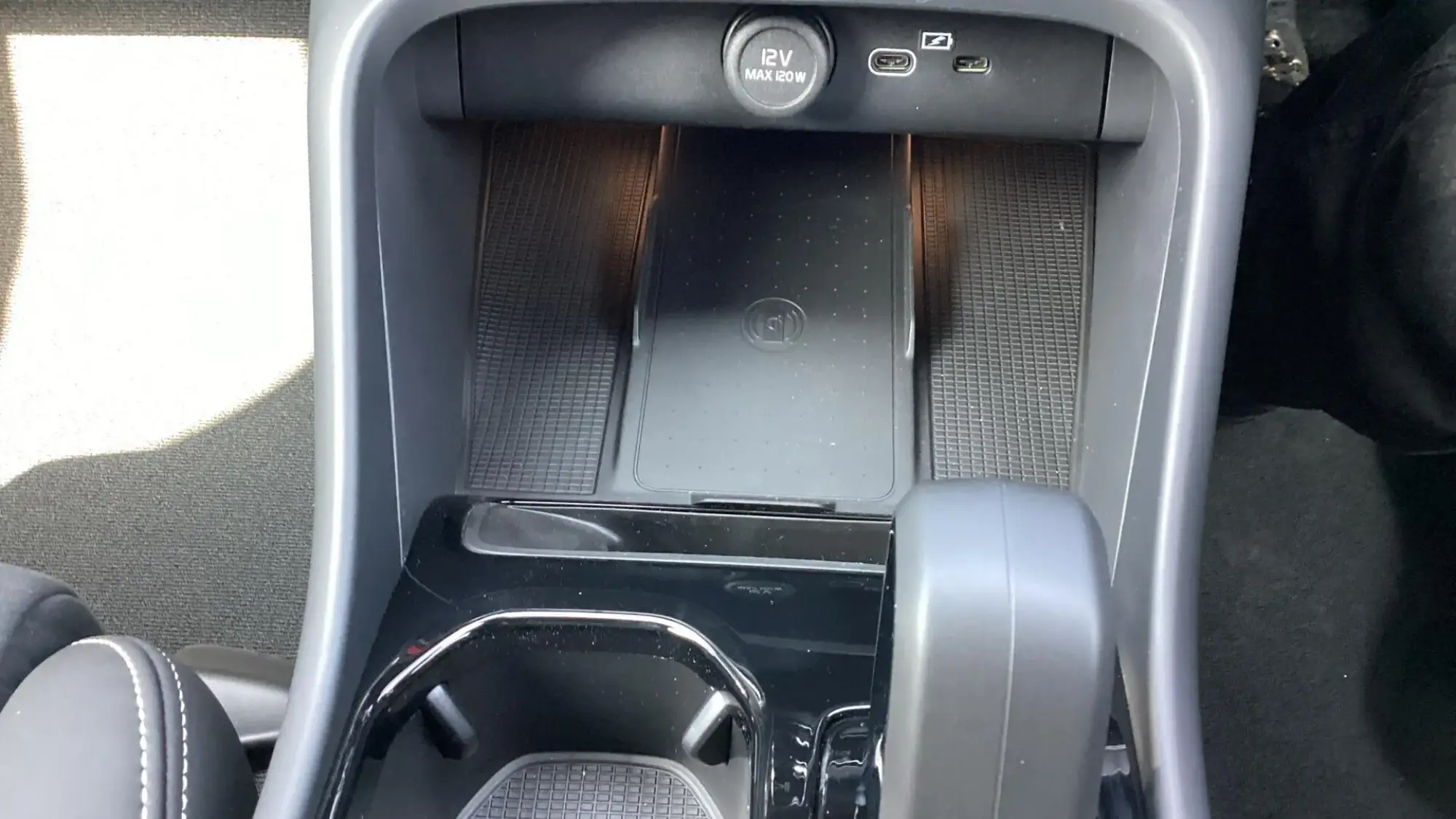 Volvo XC40 Image 17
